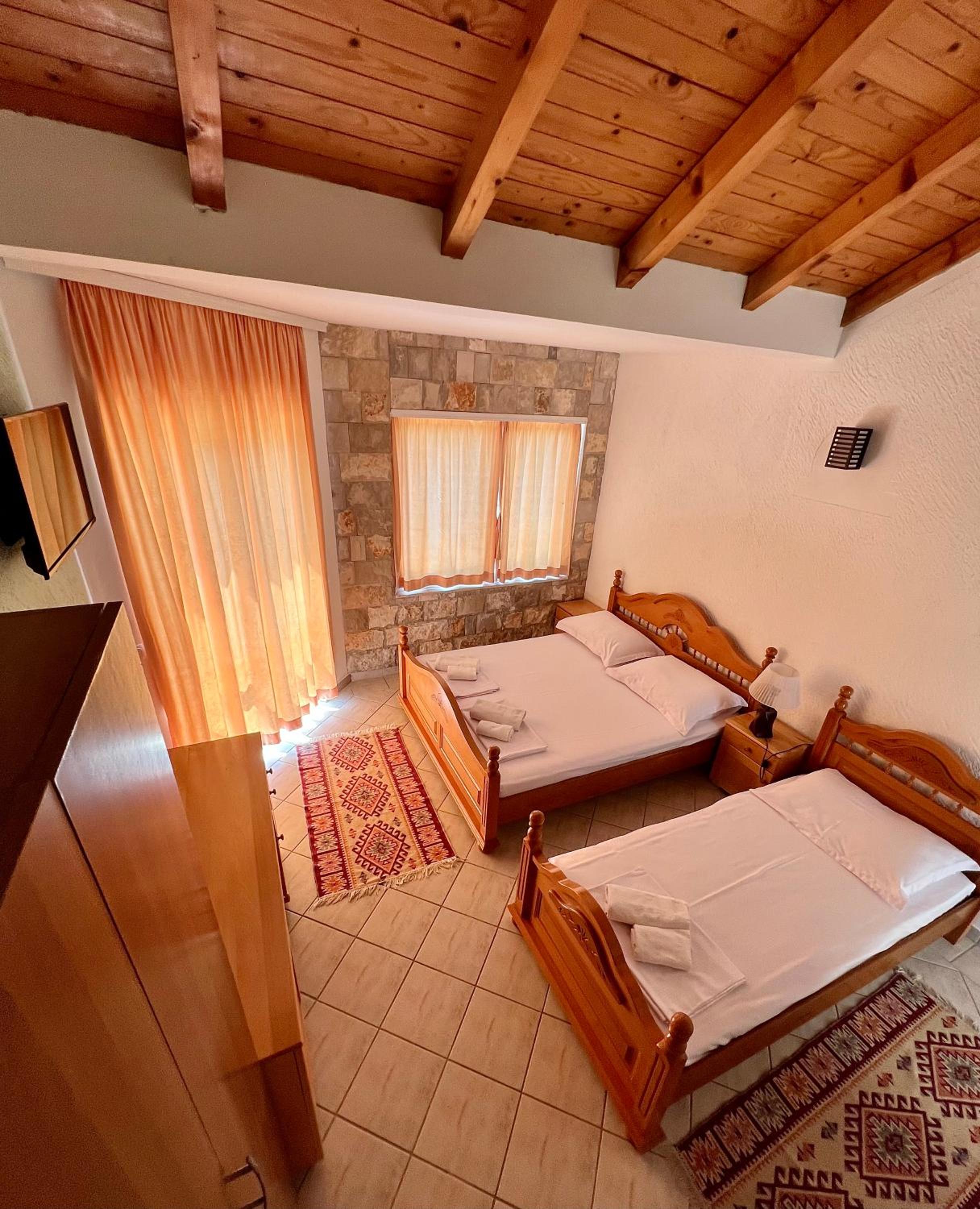 Triple Room with Balcony and Sea View photo 3