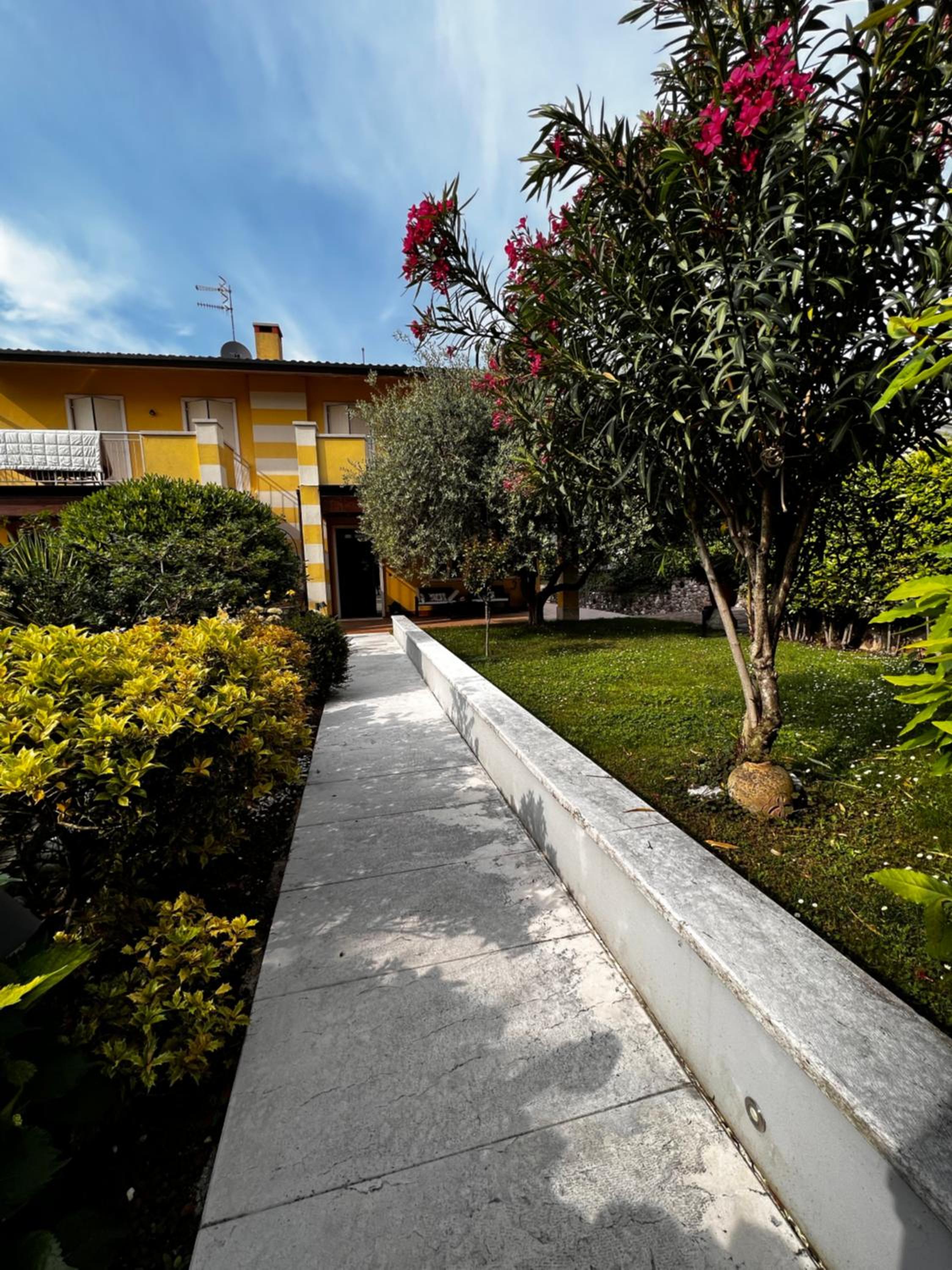Three-Bedroom House photo 2