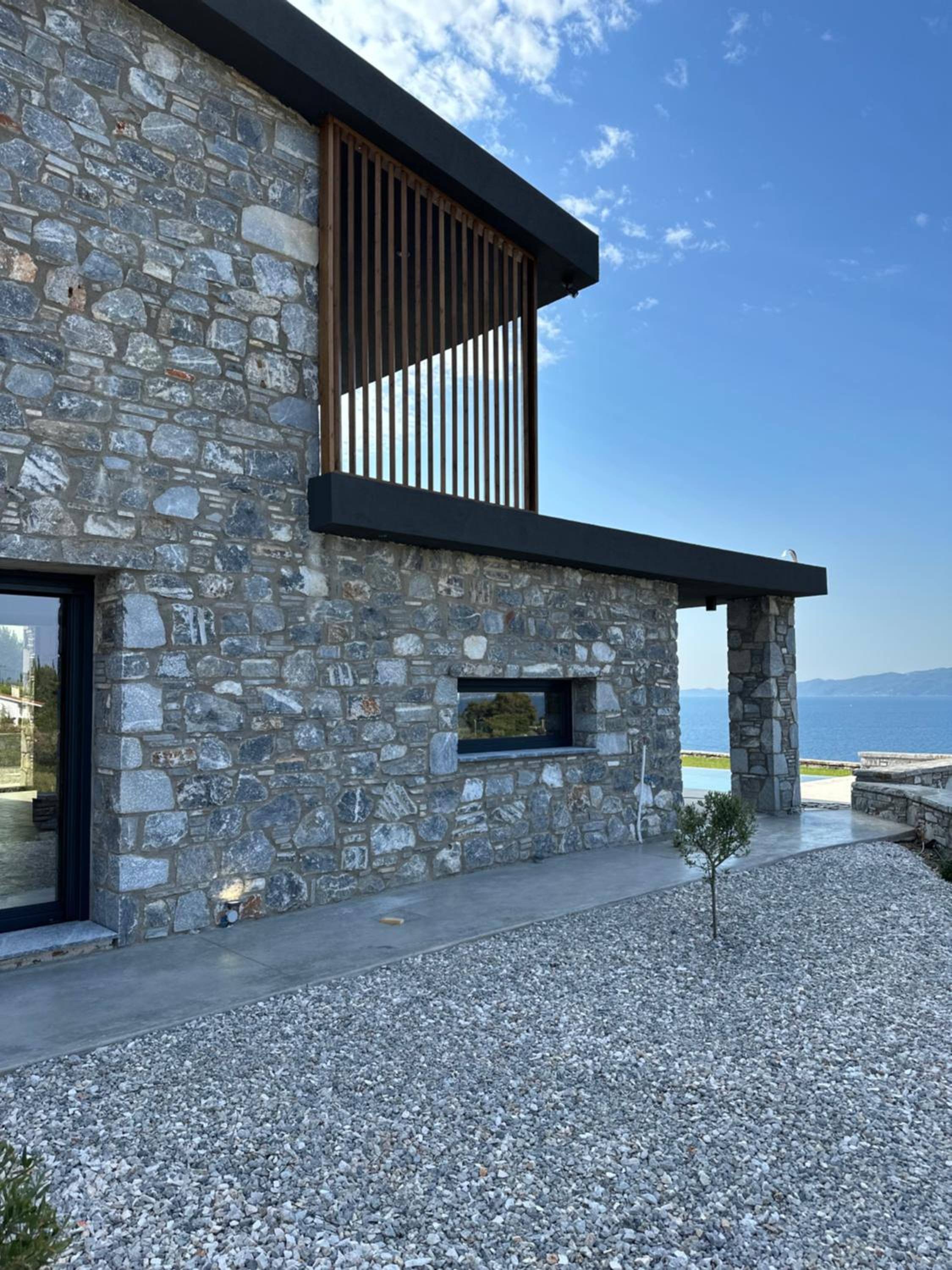 Three-Bedroom Villa photo 3