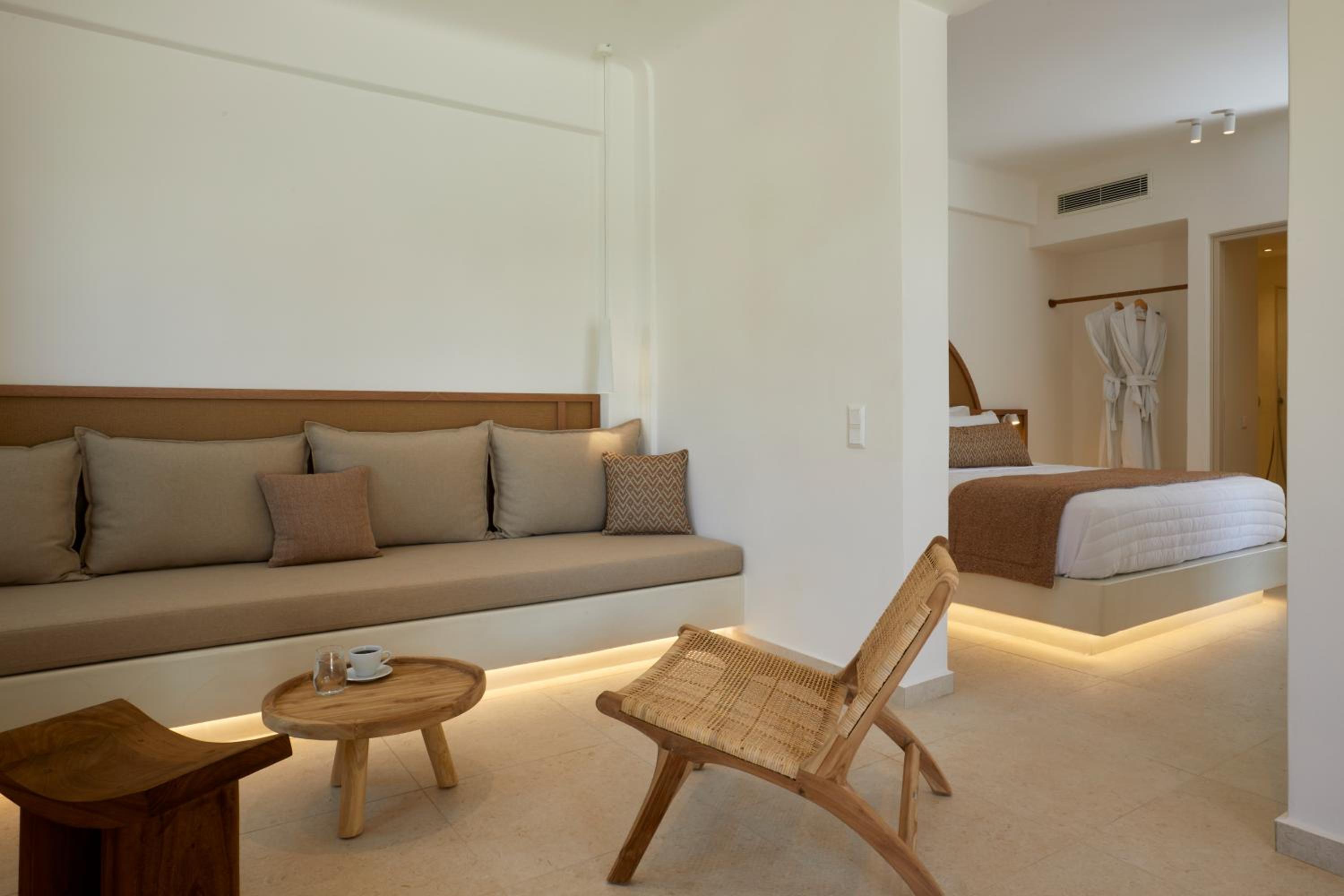 Superior Suite Outdoor Tub