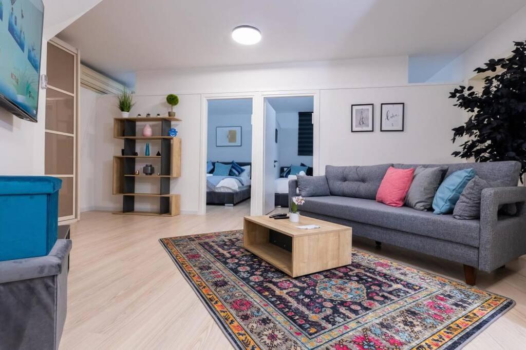 Two-Bedroom Apartment photo 2