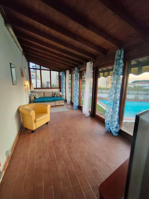 Villa photo 1