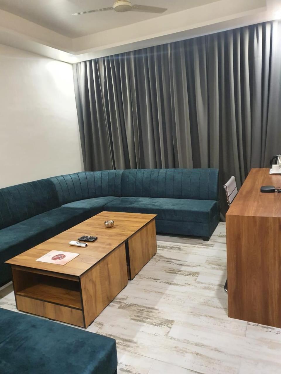 Standard Suite - Photo 3