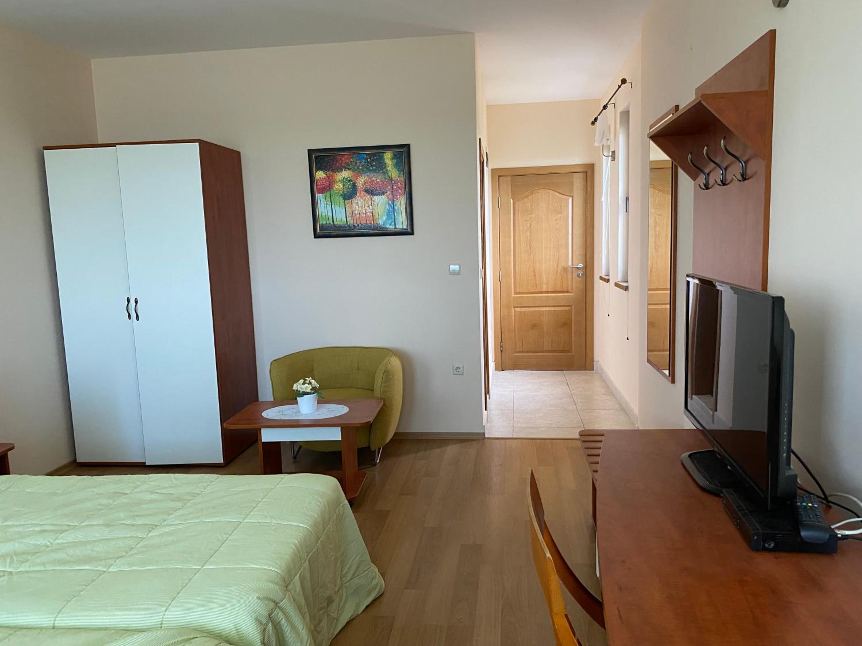 Budget Double or Twin Room photo 2