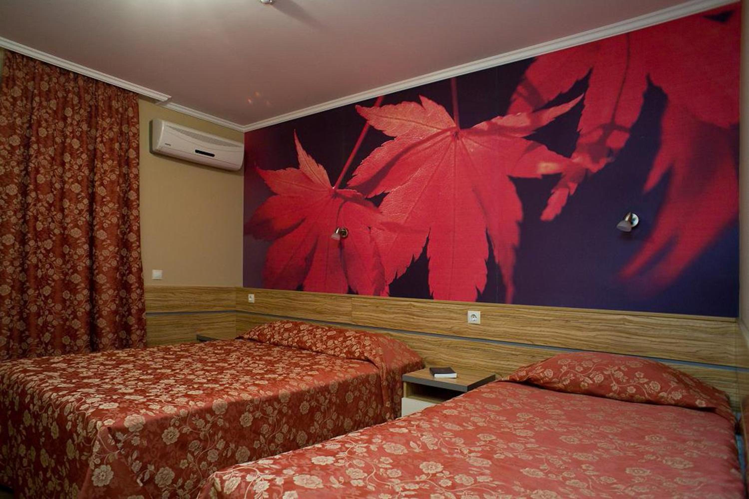 Twin Room - Photo 4