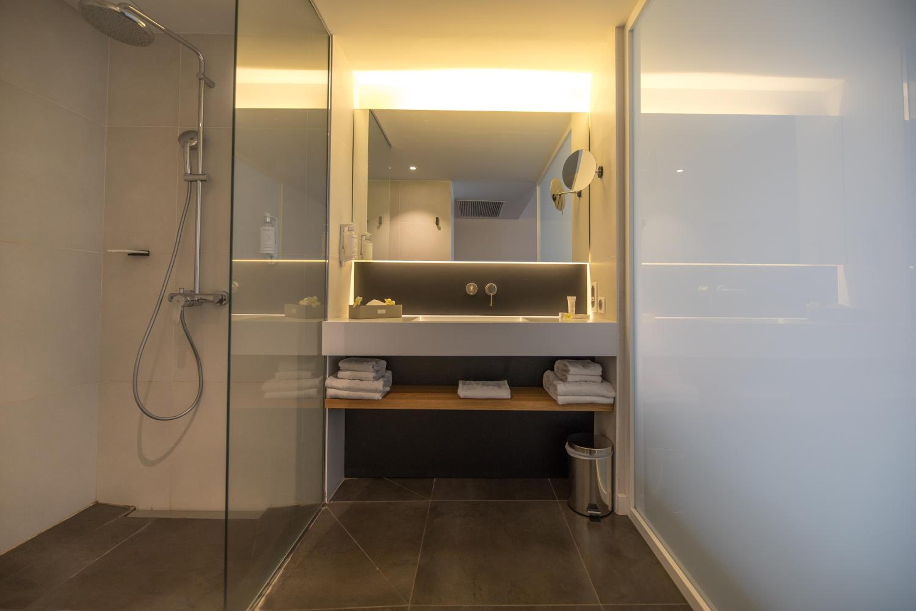 Superior Double Room with Garden View - Photo 6