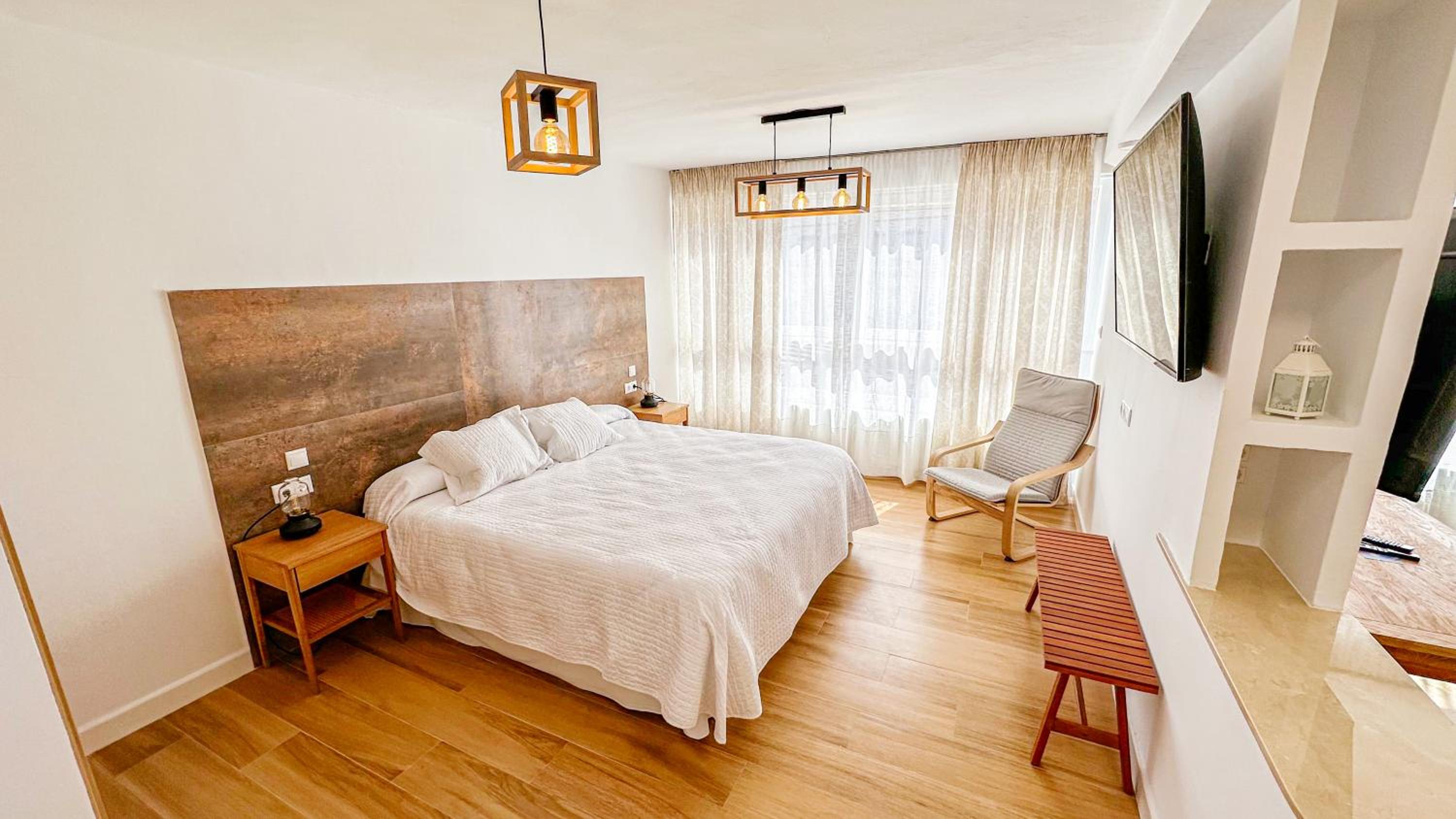 Family Junior Suite - Photo 7