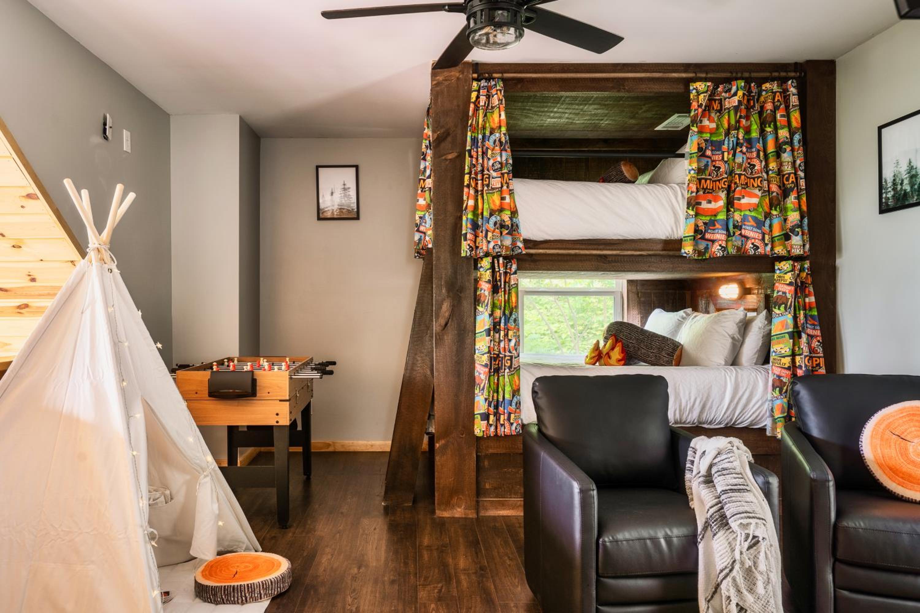 Two-Bedroom Chalet photo 3