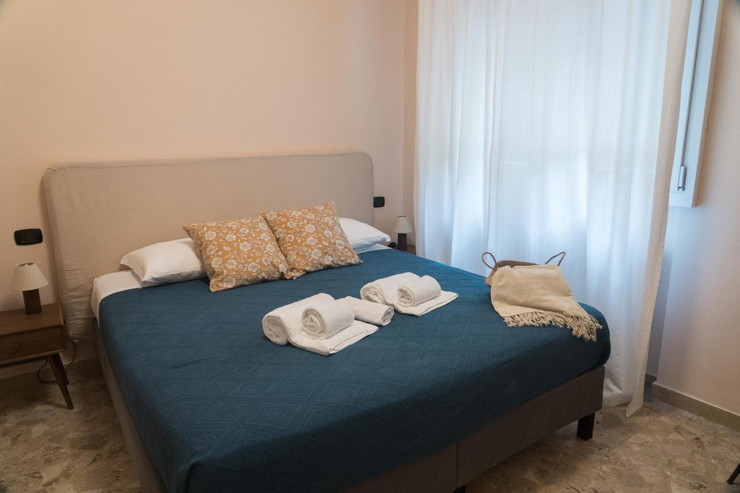 Double or Twin Room with Shared Bathroom