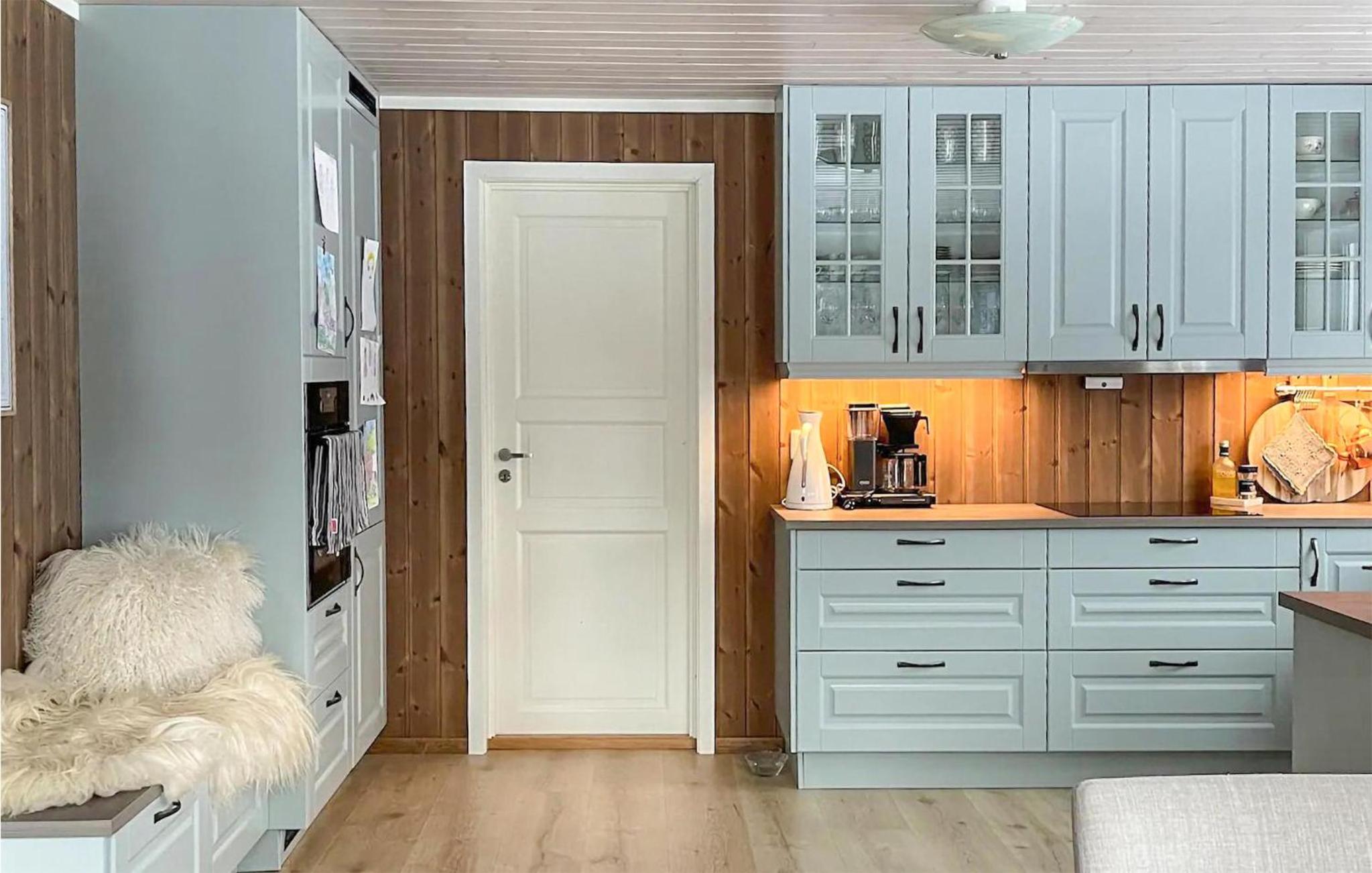 Four-Bedroom Holiday Home photo 2