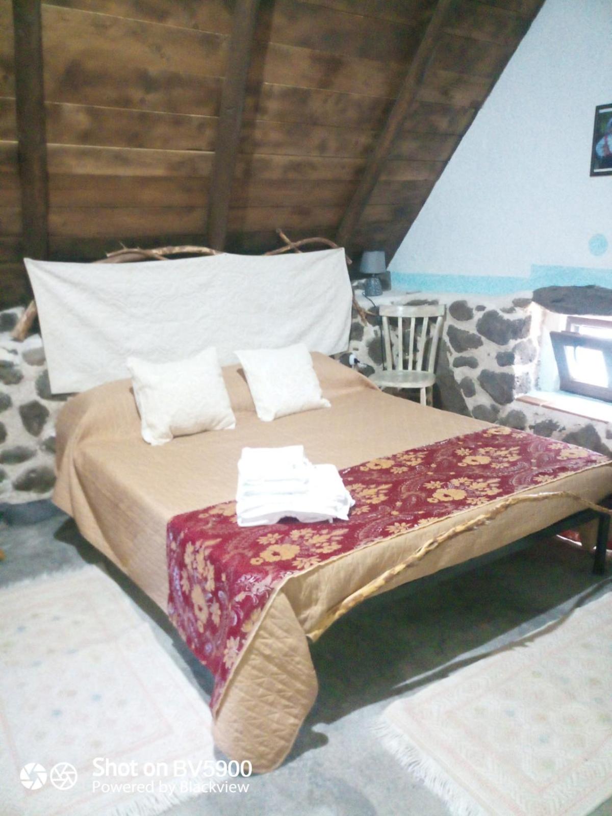 Standard Triple Room - Photo 2