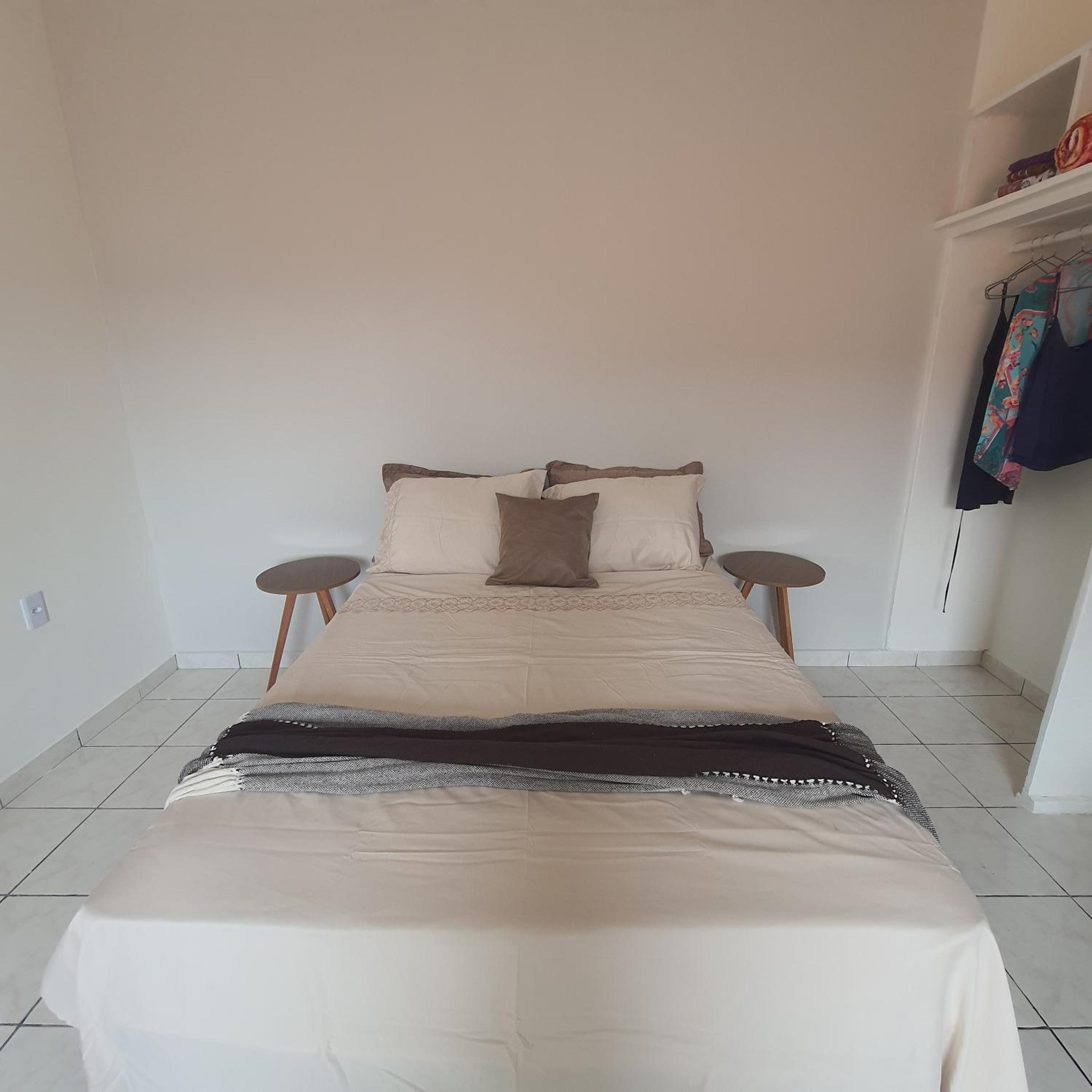 Three-Bedroom House photo 3