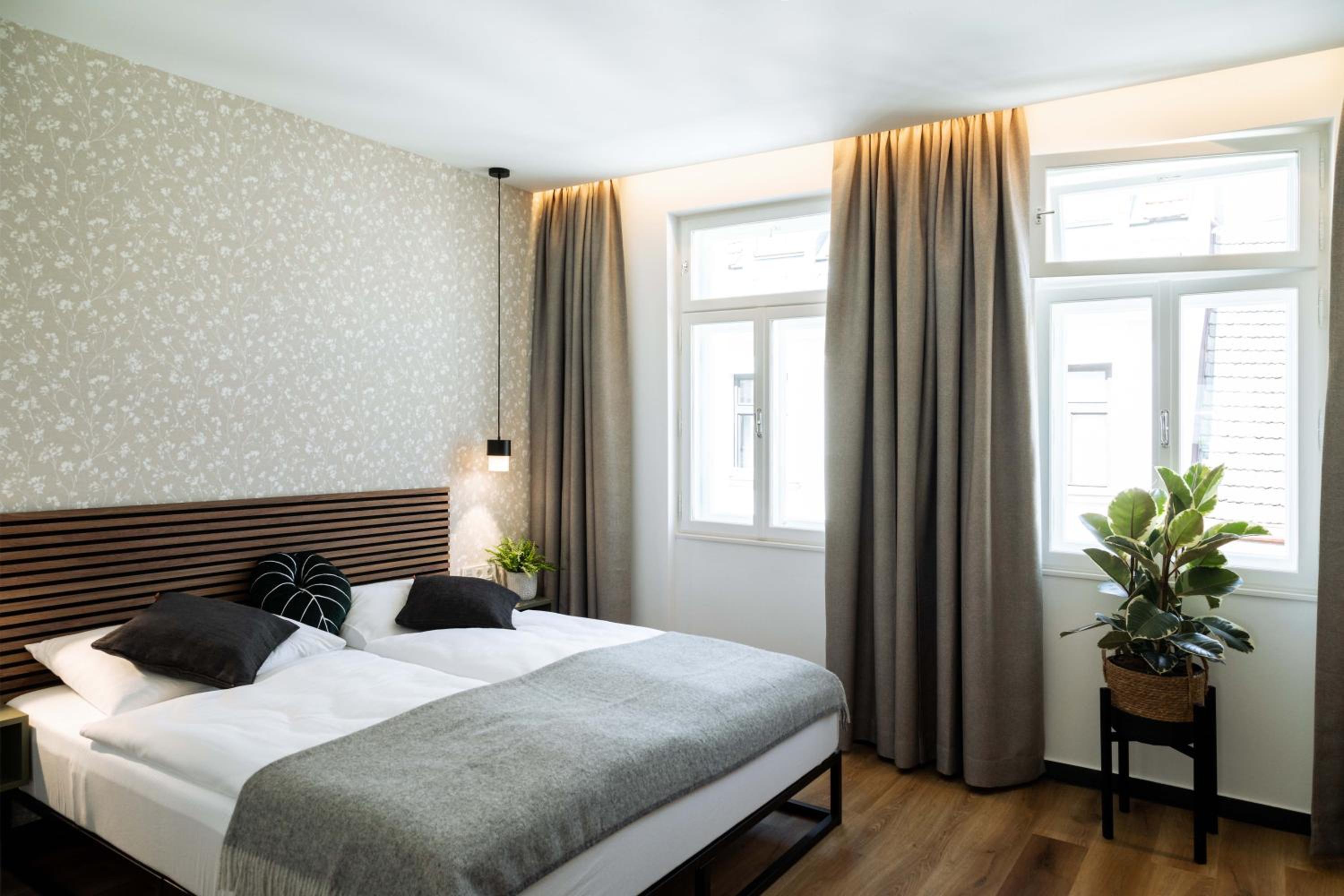 One-Bedroom Apartment with French Balcony
