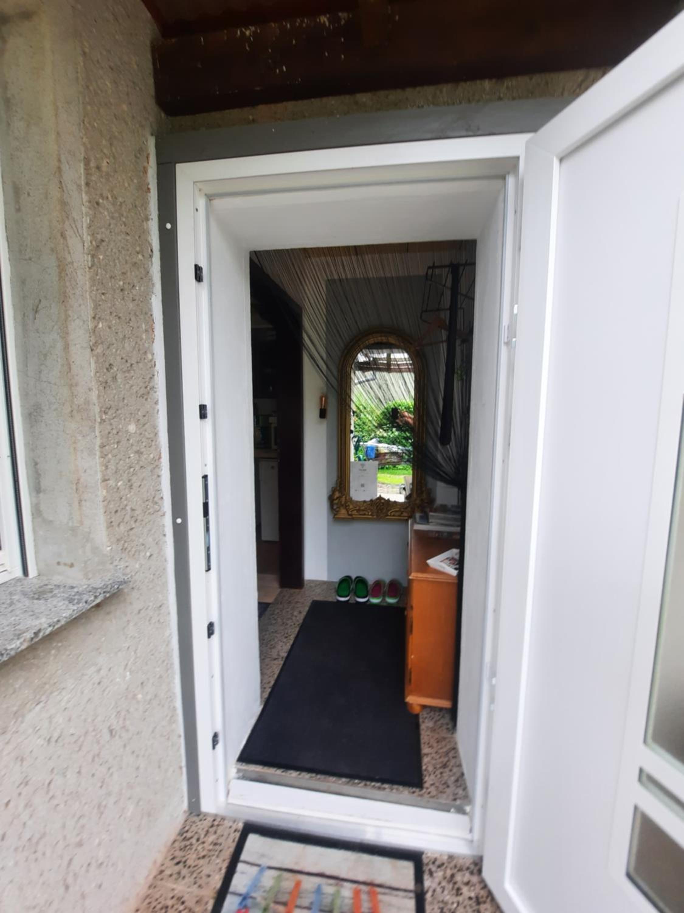 One-Bedroom Bungalow photo 3