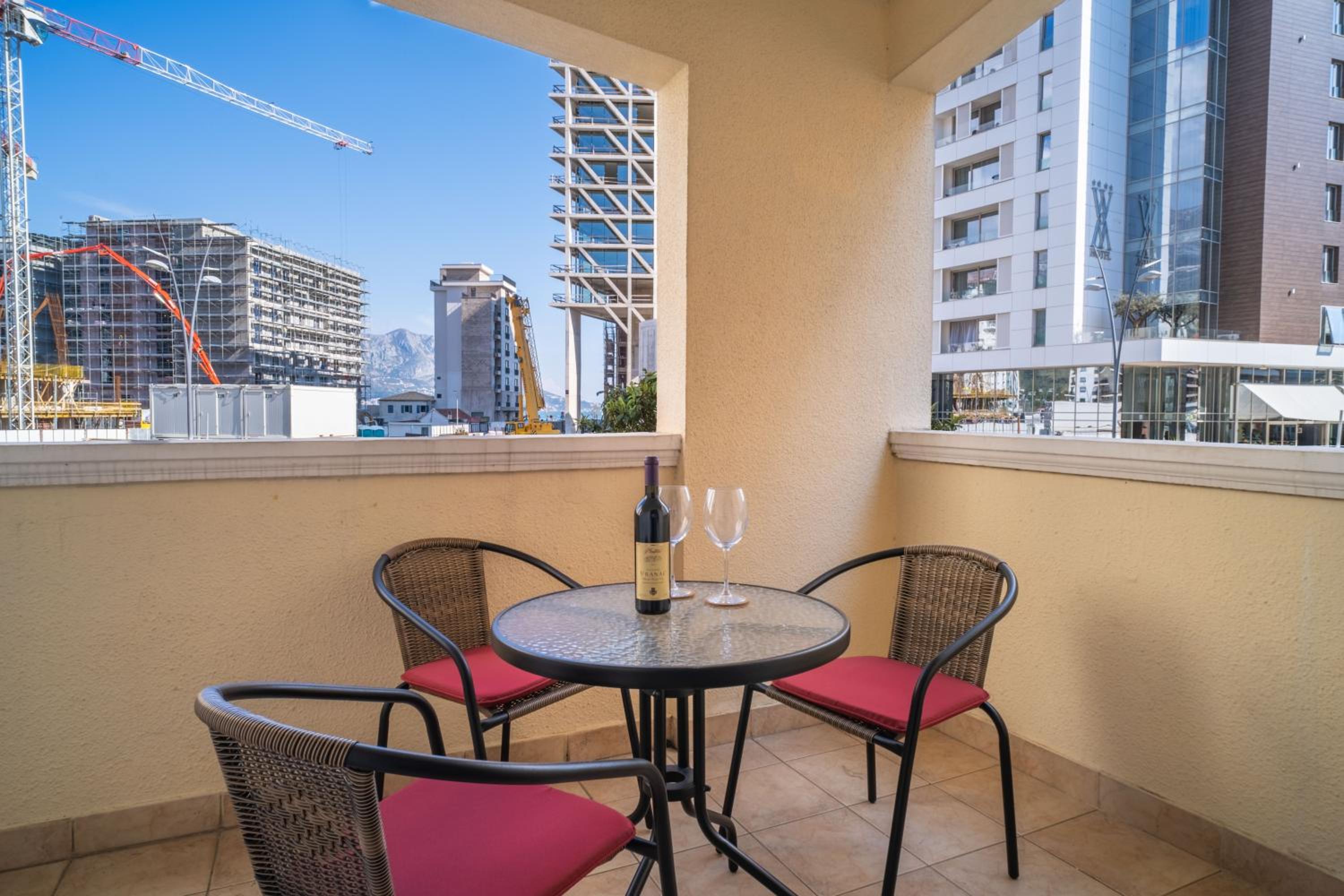 Two-Bedroom Deluxe Apartment