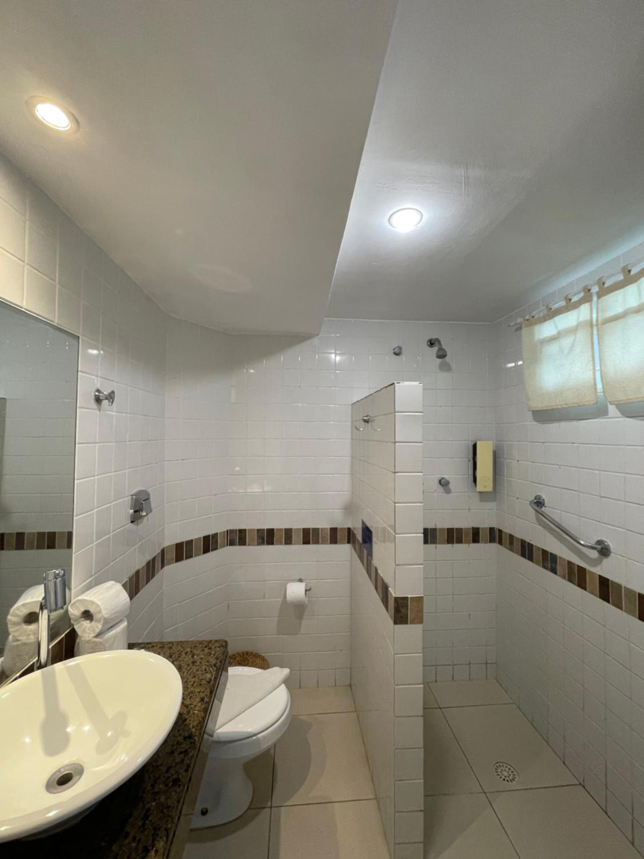 Triple Room - Photo 17