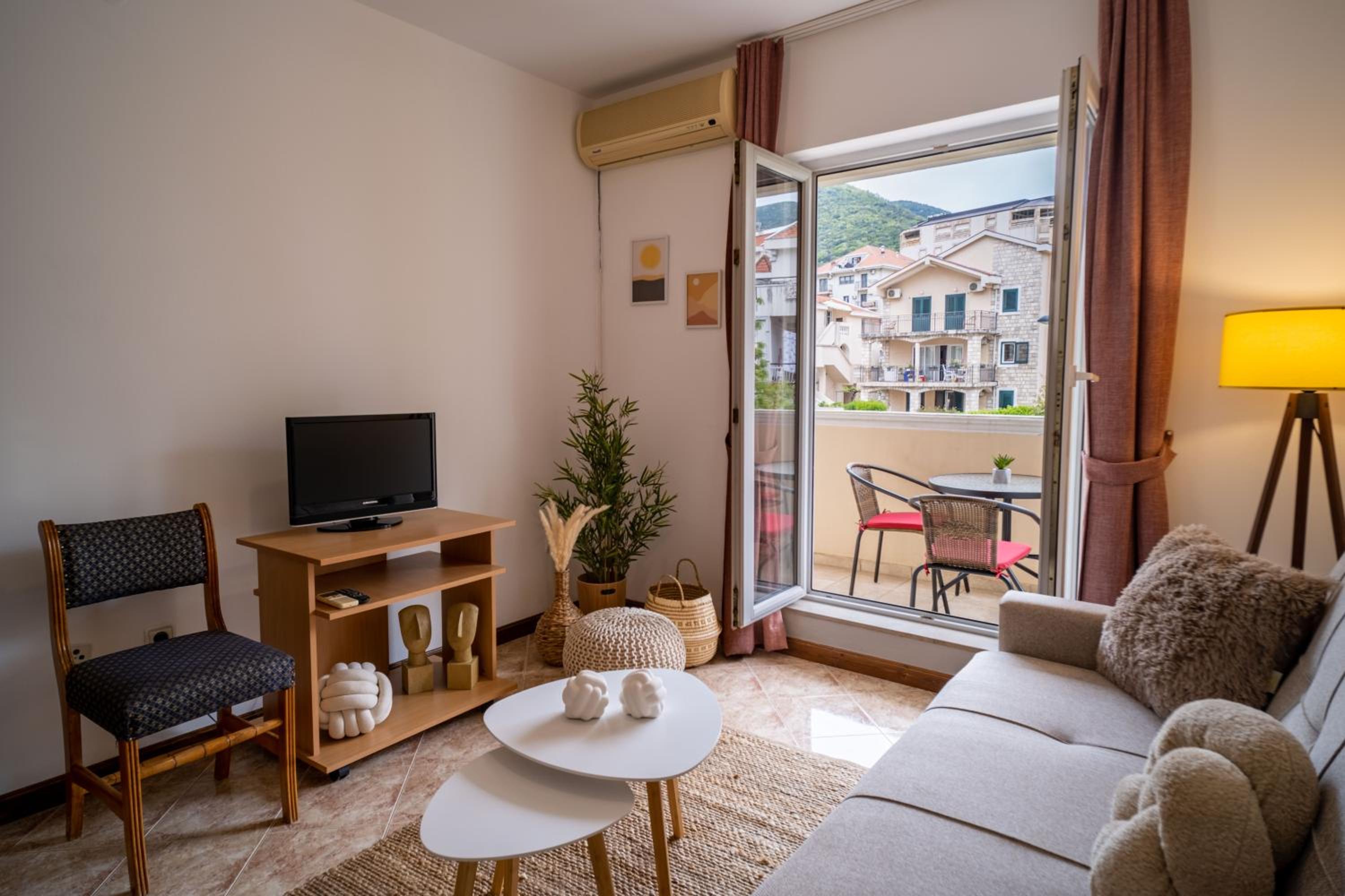 Standard Apartment