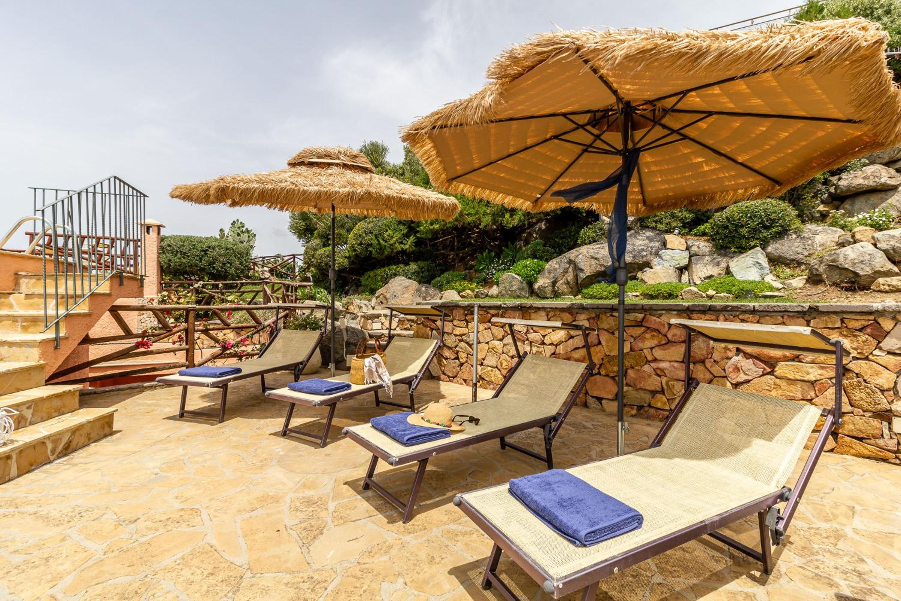 Villa photo 2