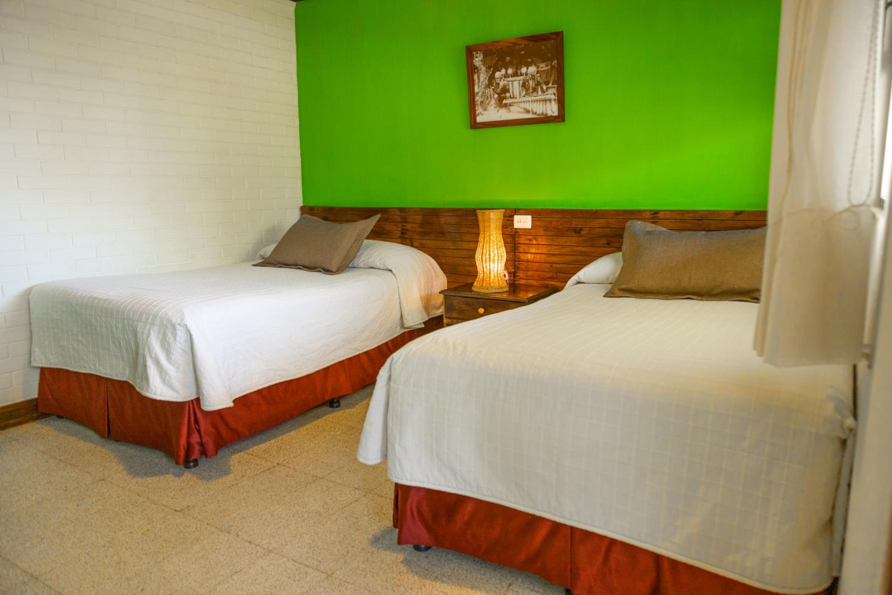 Twin Room with Lake View or Garden View photo 3