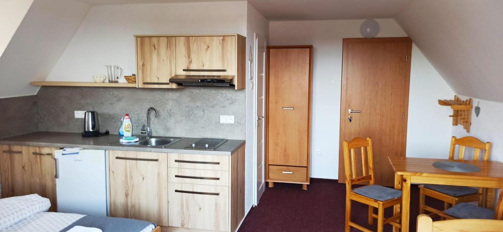 Comfort Triple Room with Balcony photo 2