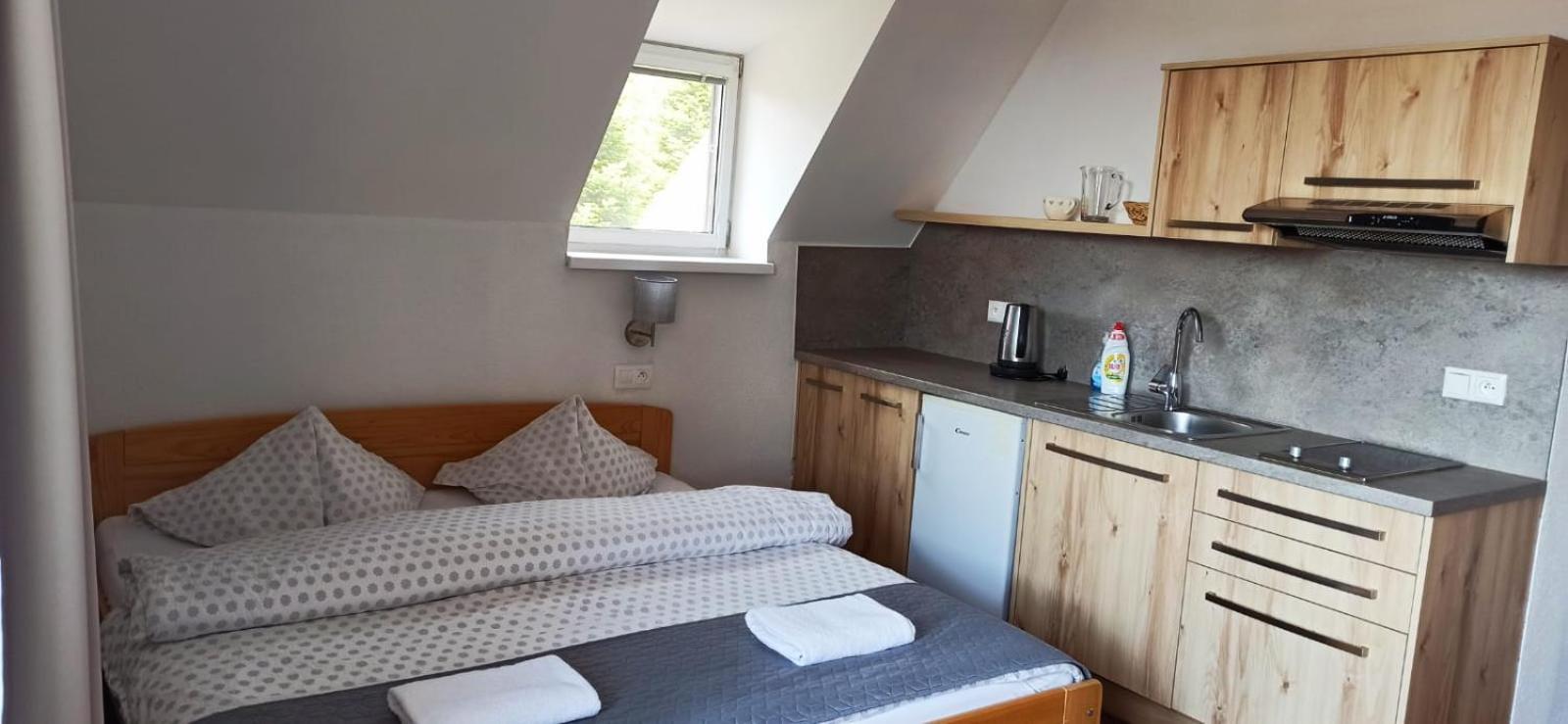 Comfort Triple Room with Balcony photo 3