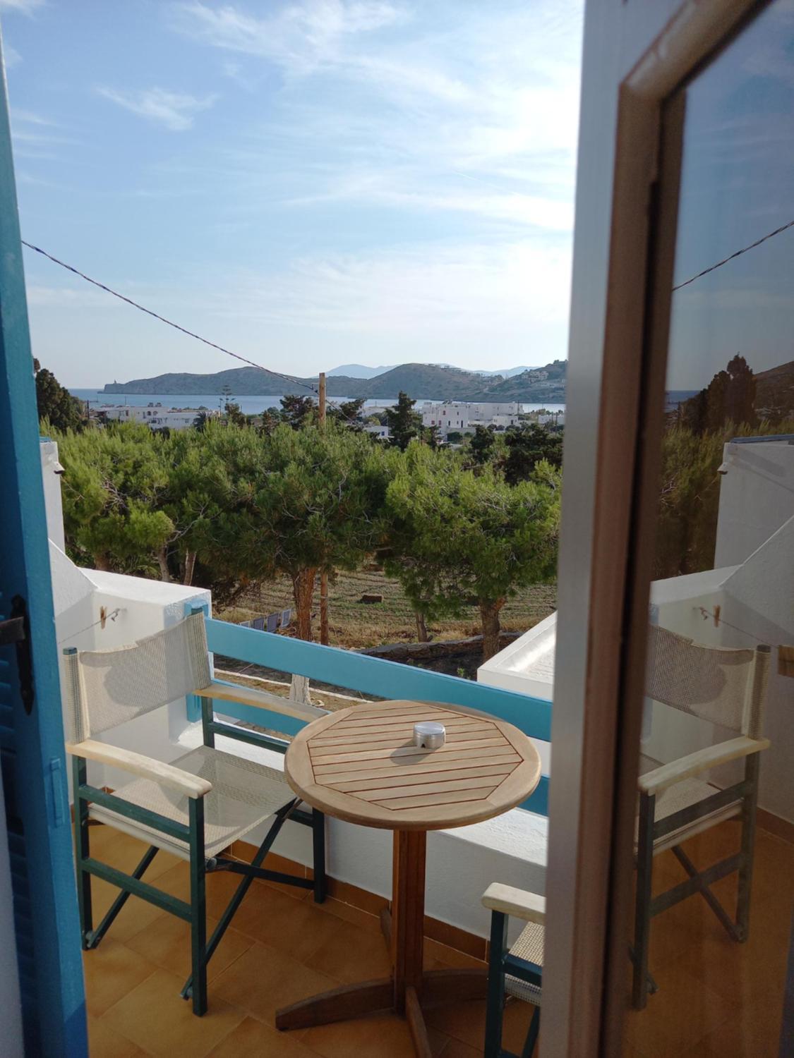 Twin Room with Sea View photo 3