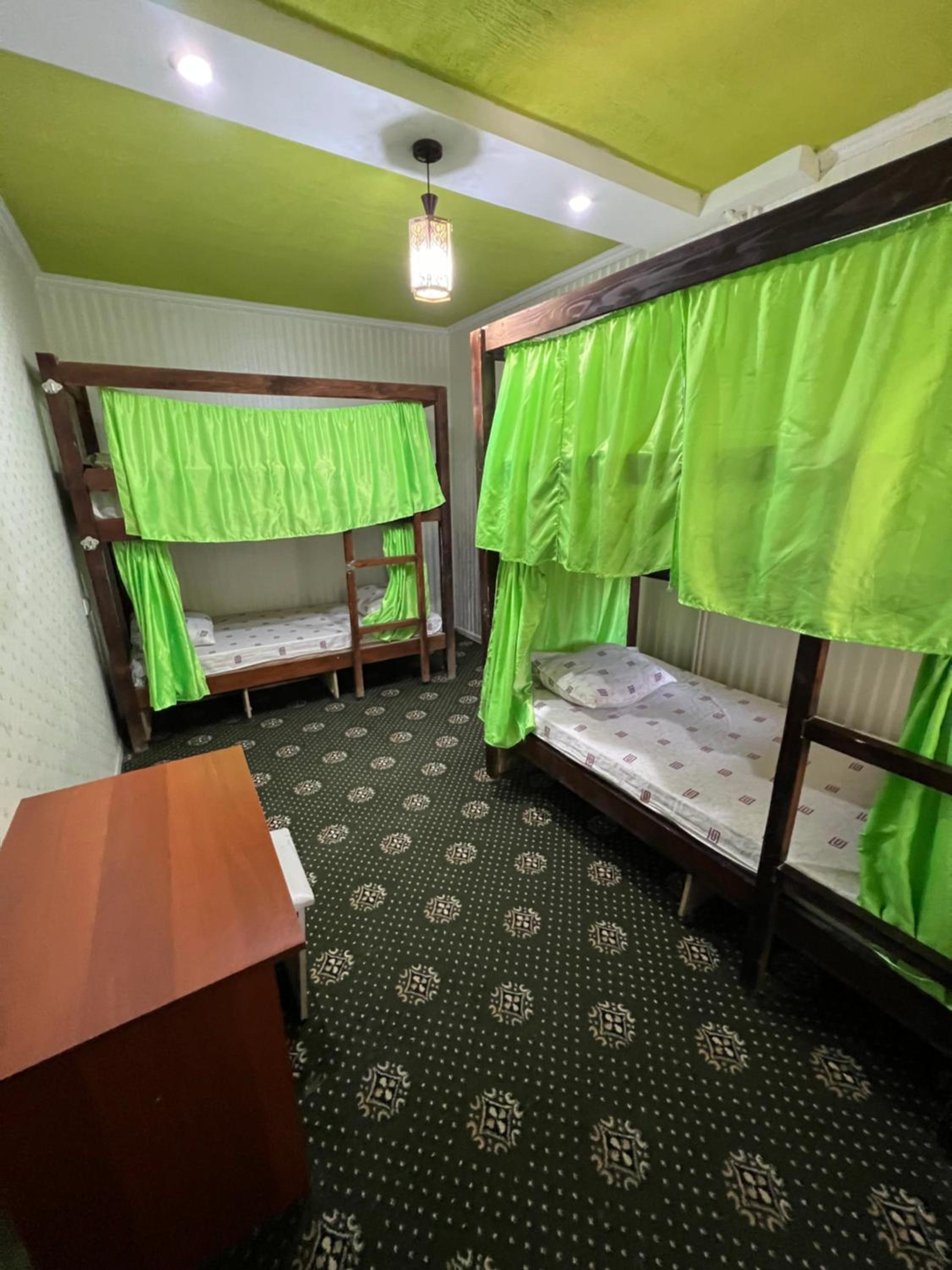 Quadruple Room with Shared Bathroom photo 3
