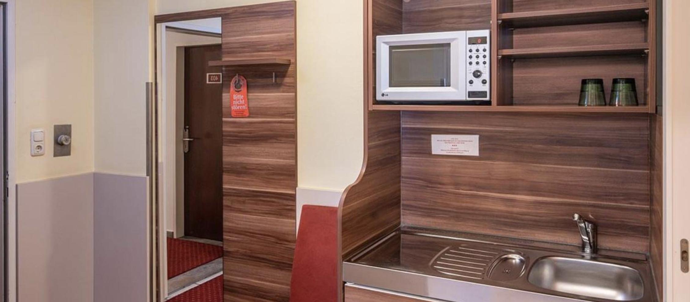 Standard Double Room - Photo 1