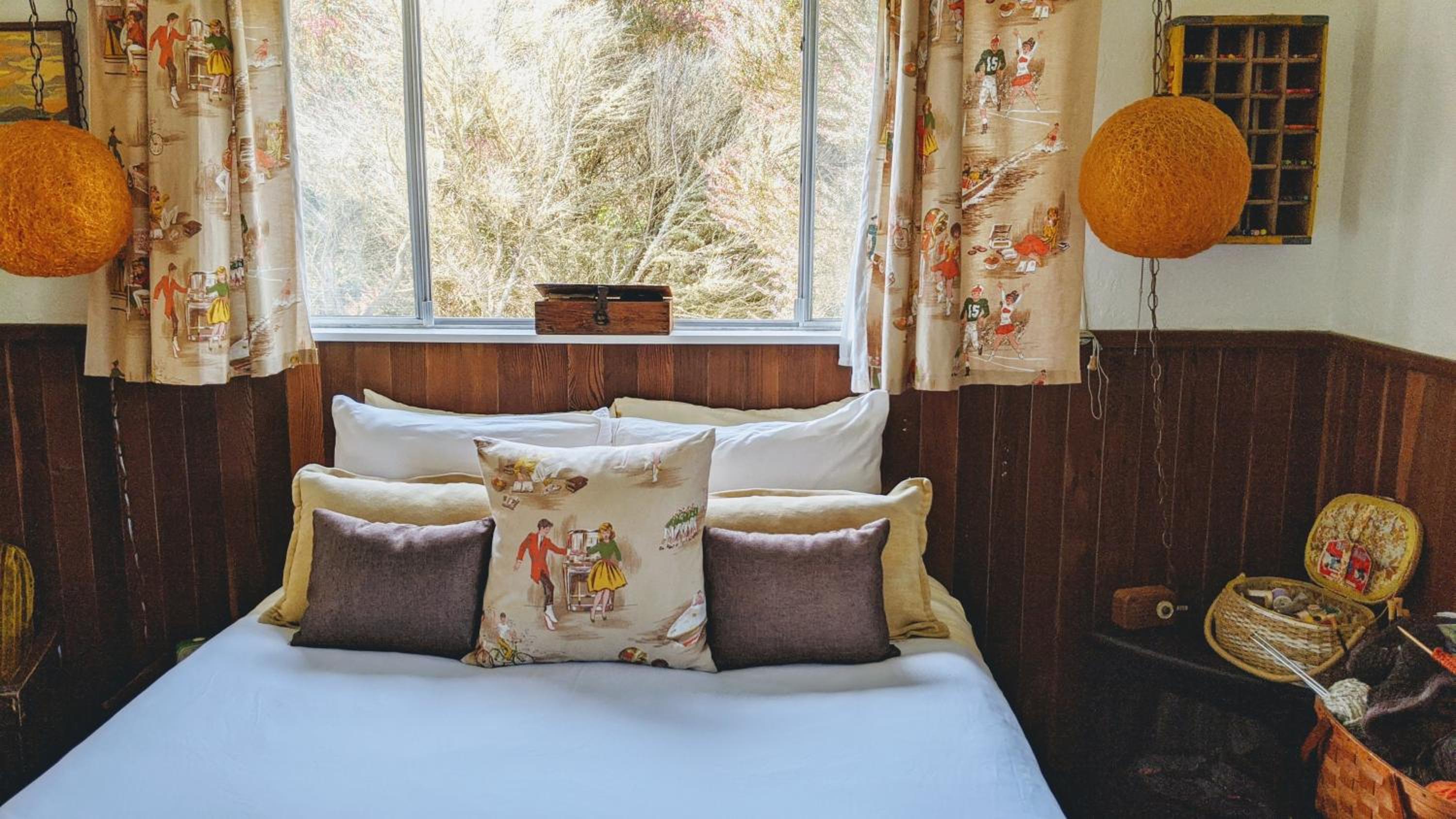Queen Room
