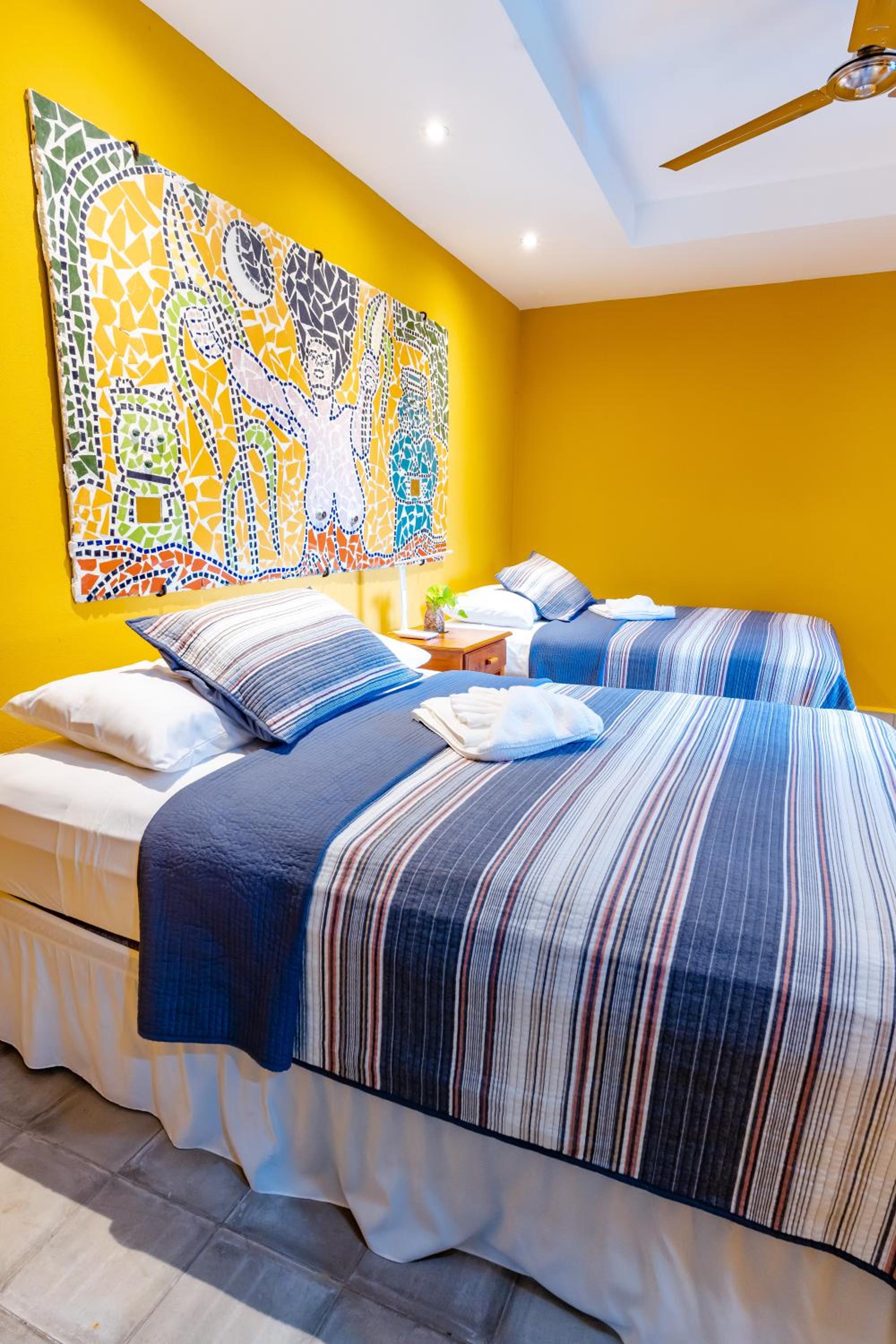 Deluxe Double Room with Two Double Beds photo 2