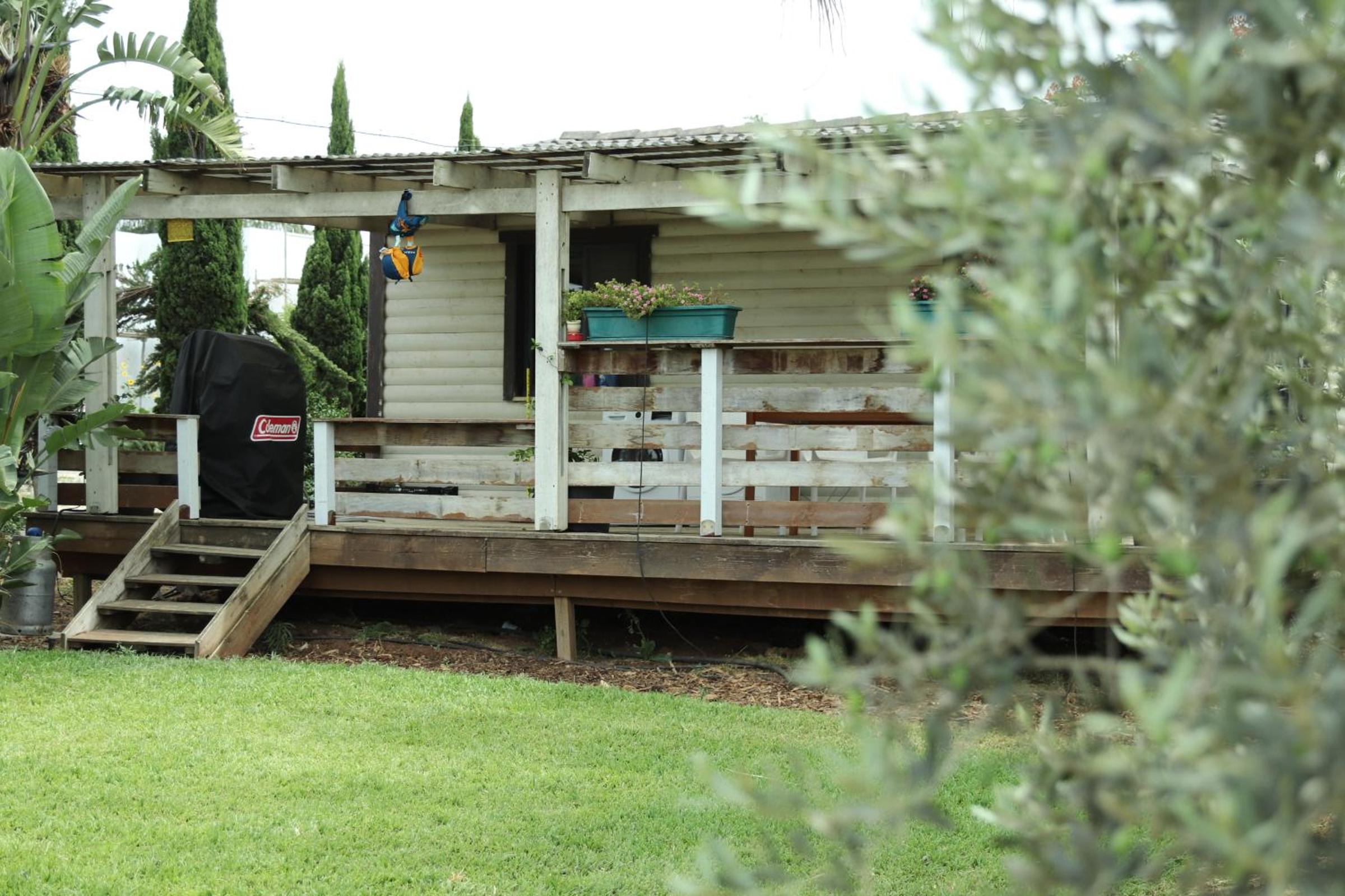 One-Bedroom House - Photo 19