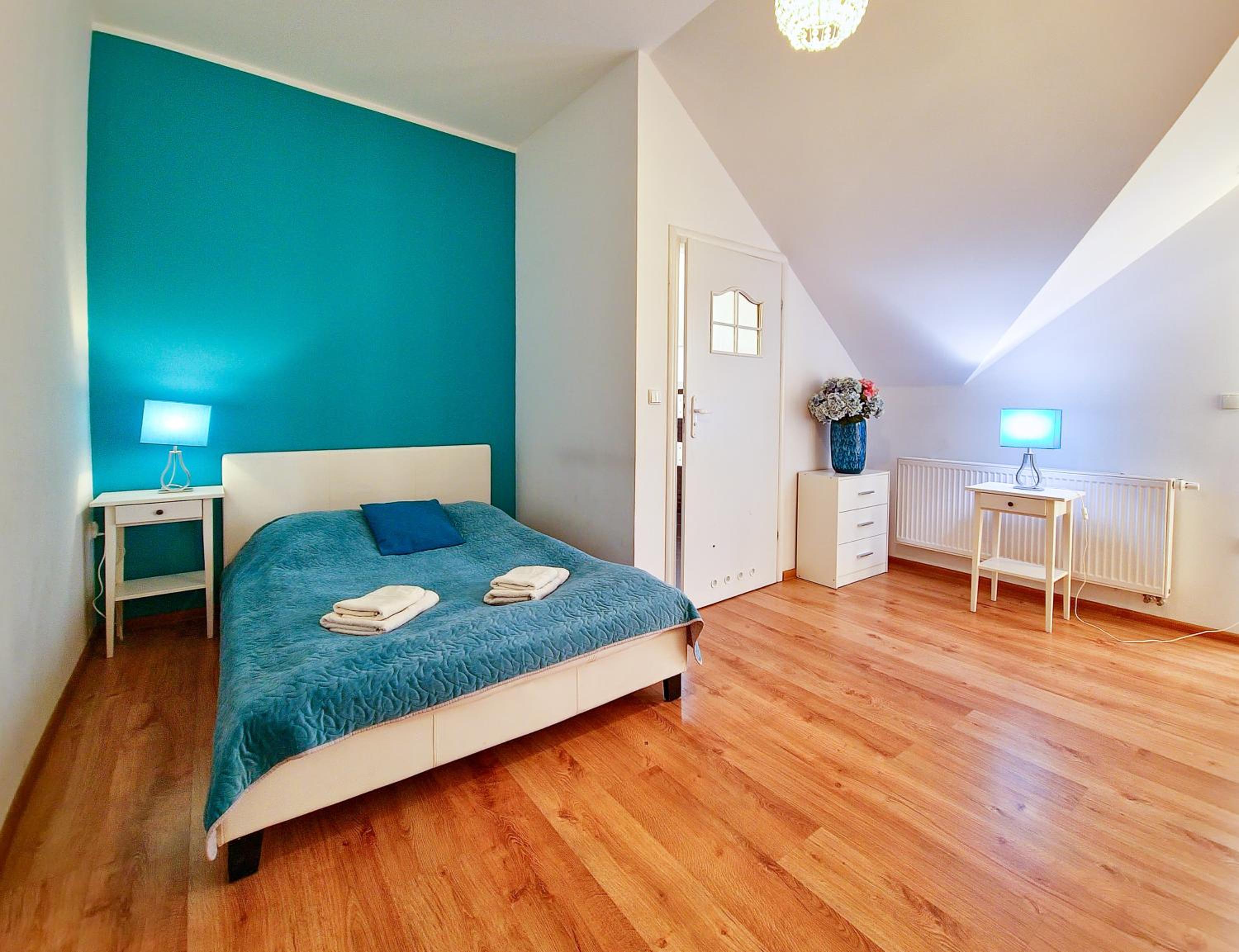 Double Room - Photo 8
