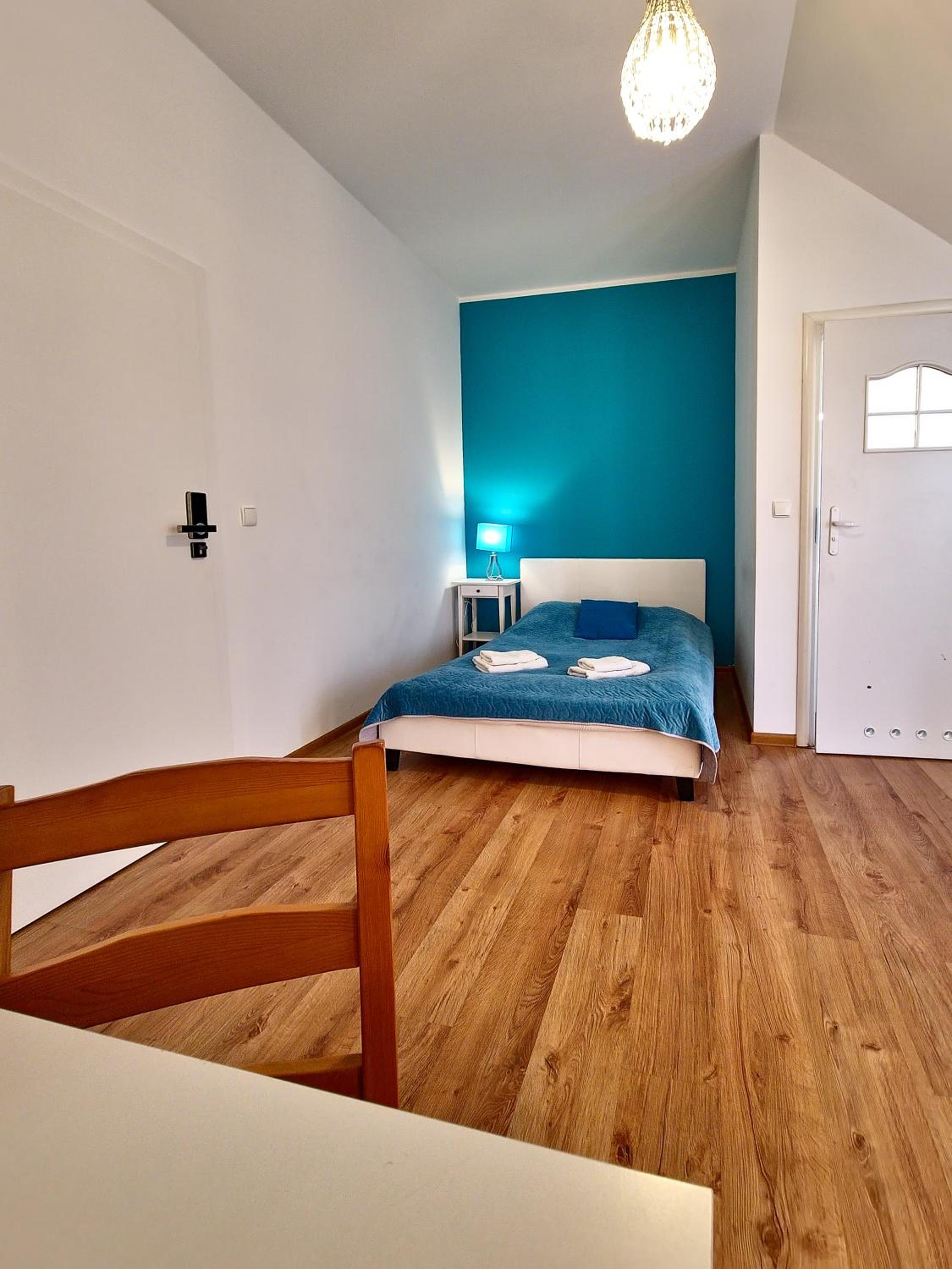 Double Room - Photo 9