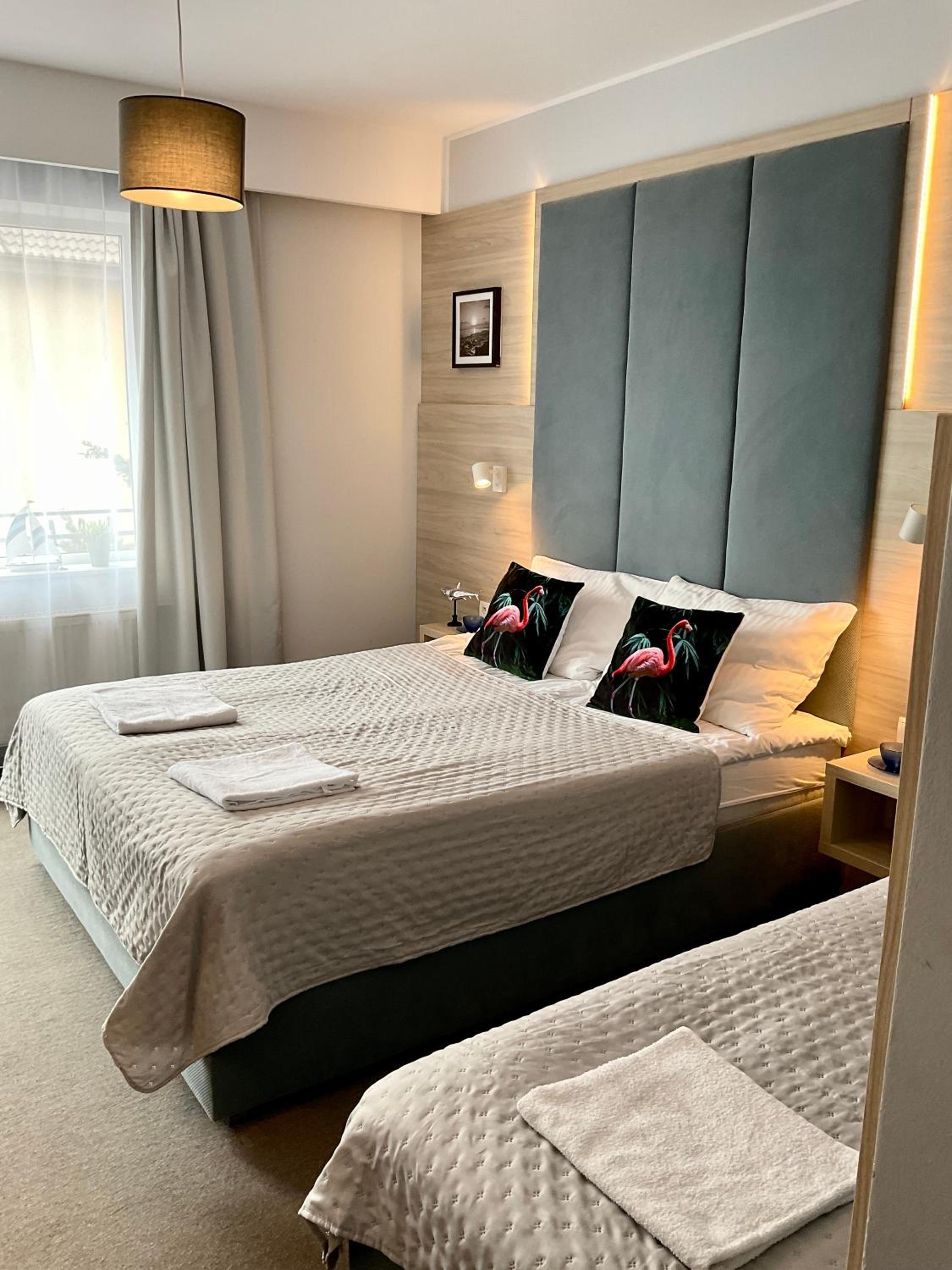 Triple Room with Balcony - Photo 6