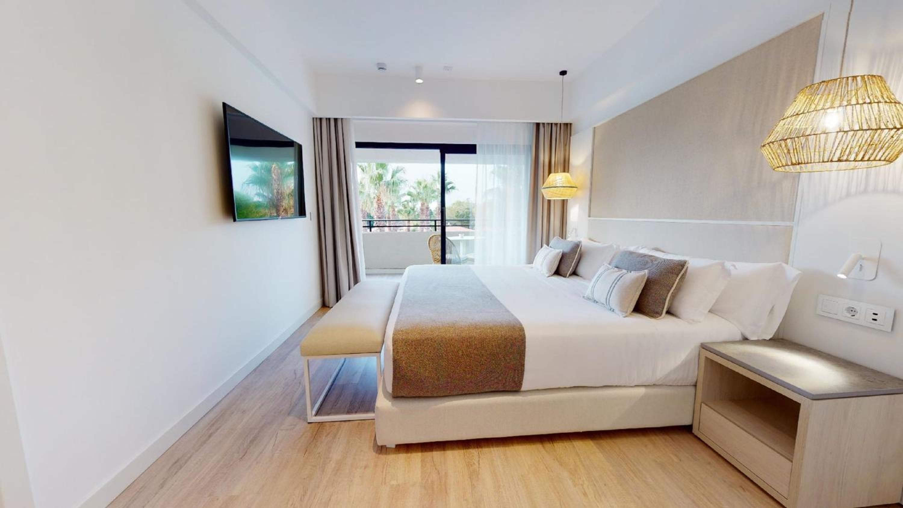 Signature Level Suite Spa Included