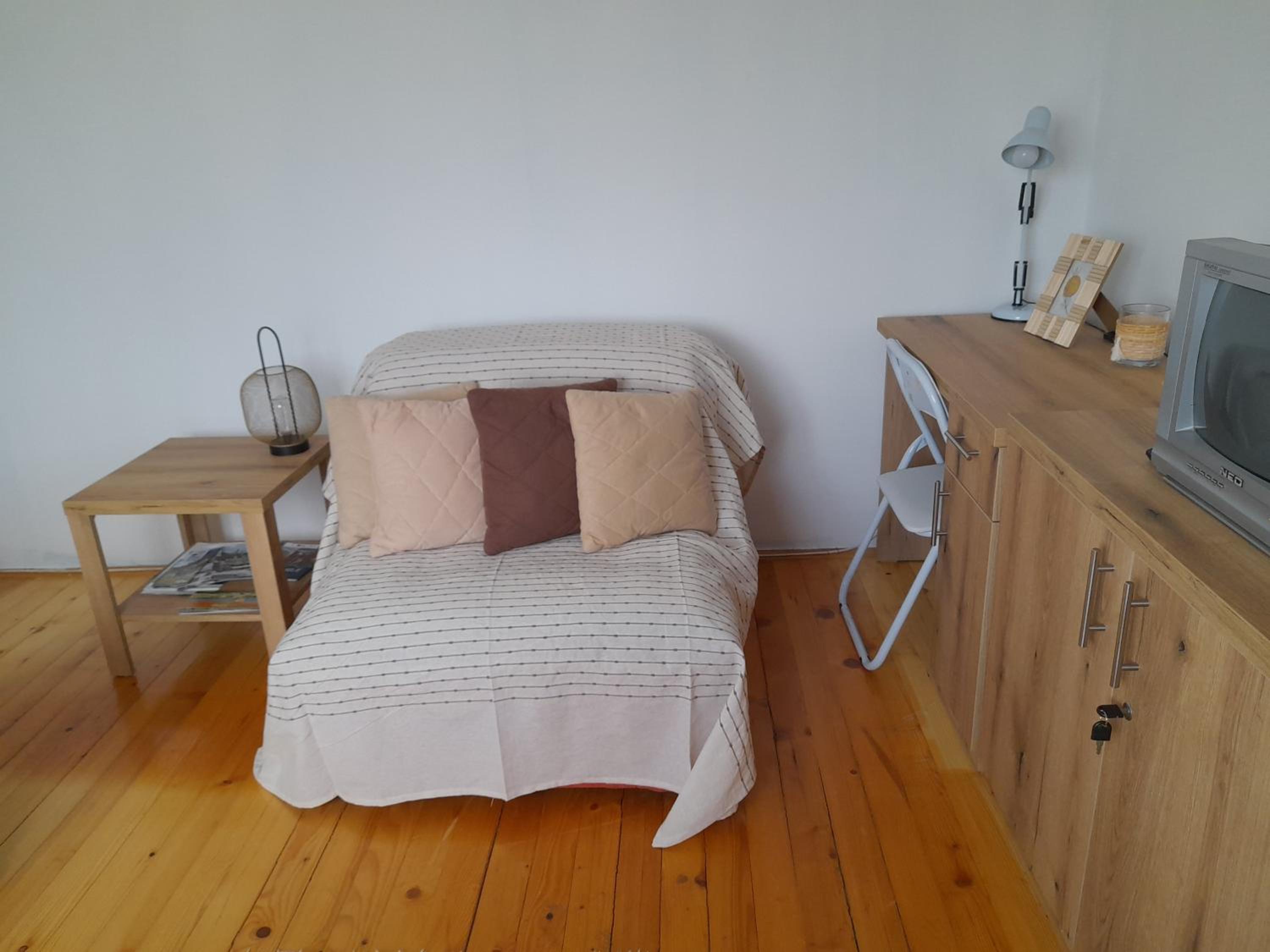 Deluxe Double Room (2 Adults + 1 Child) photo 3