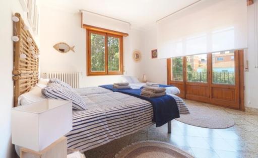 Habitación triple con terraza