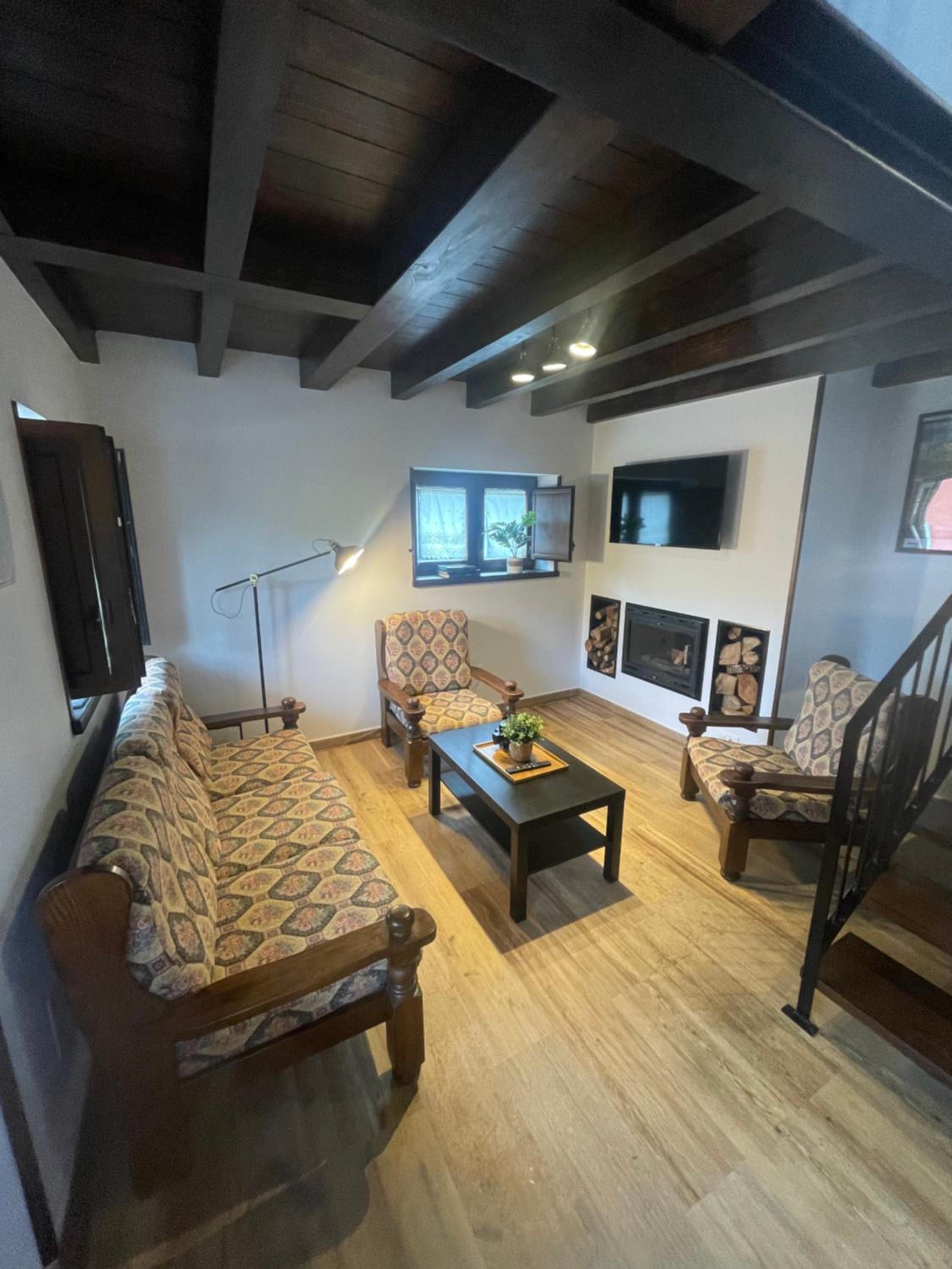 Two-Bedroom House photo 2