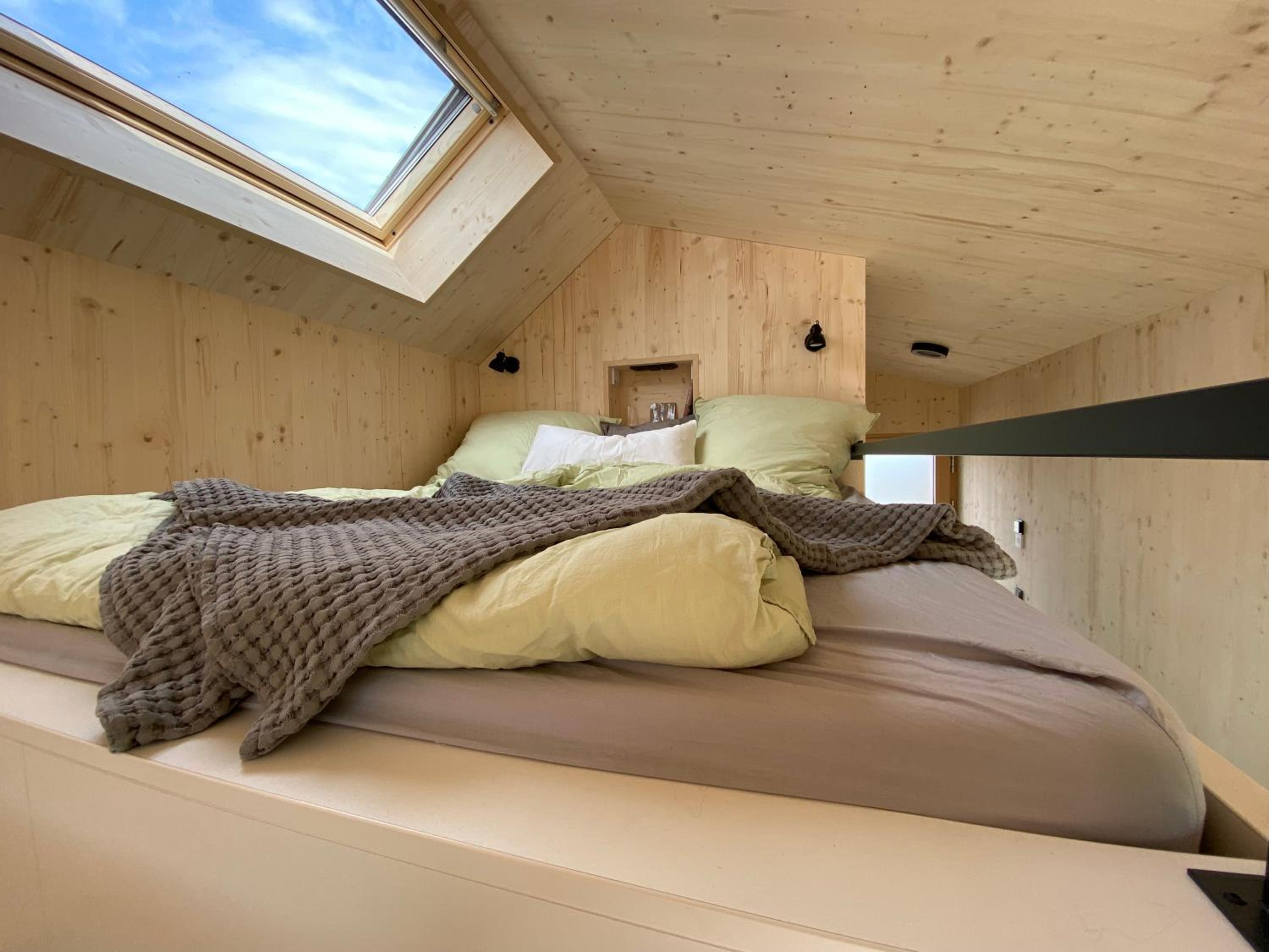 One-Bedroom House photo 1