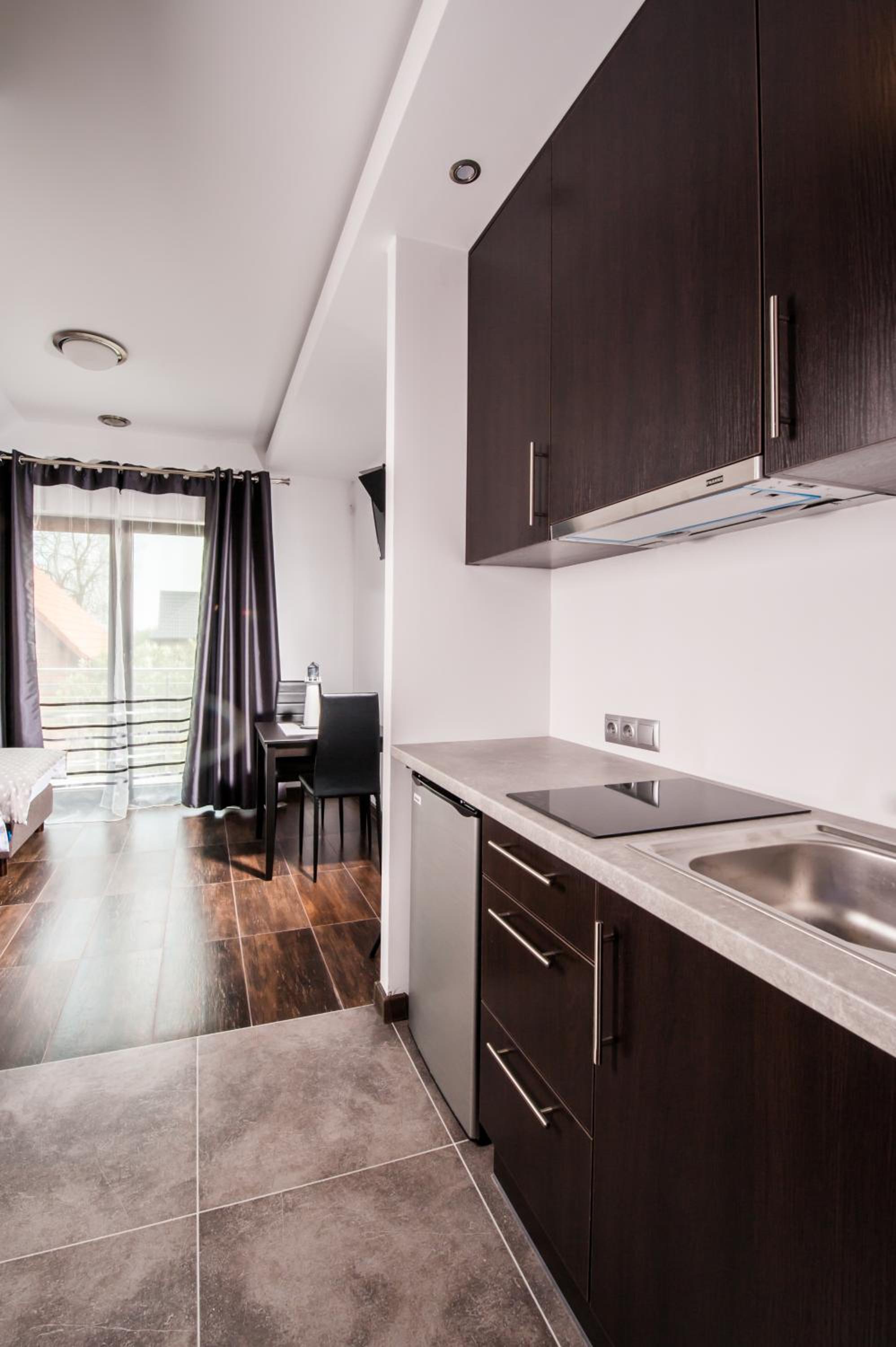 Standard Double or Twin Room with Balcony - Photo 5