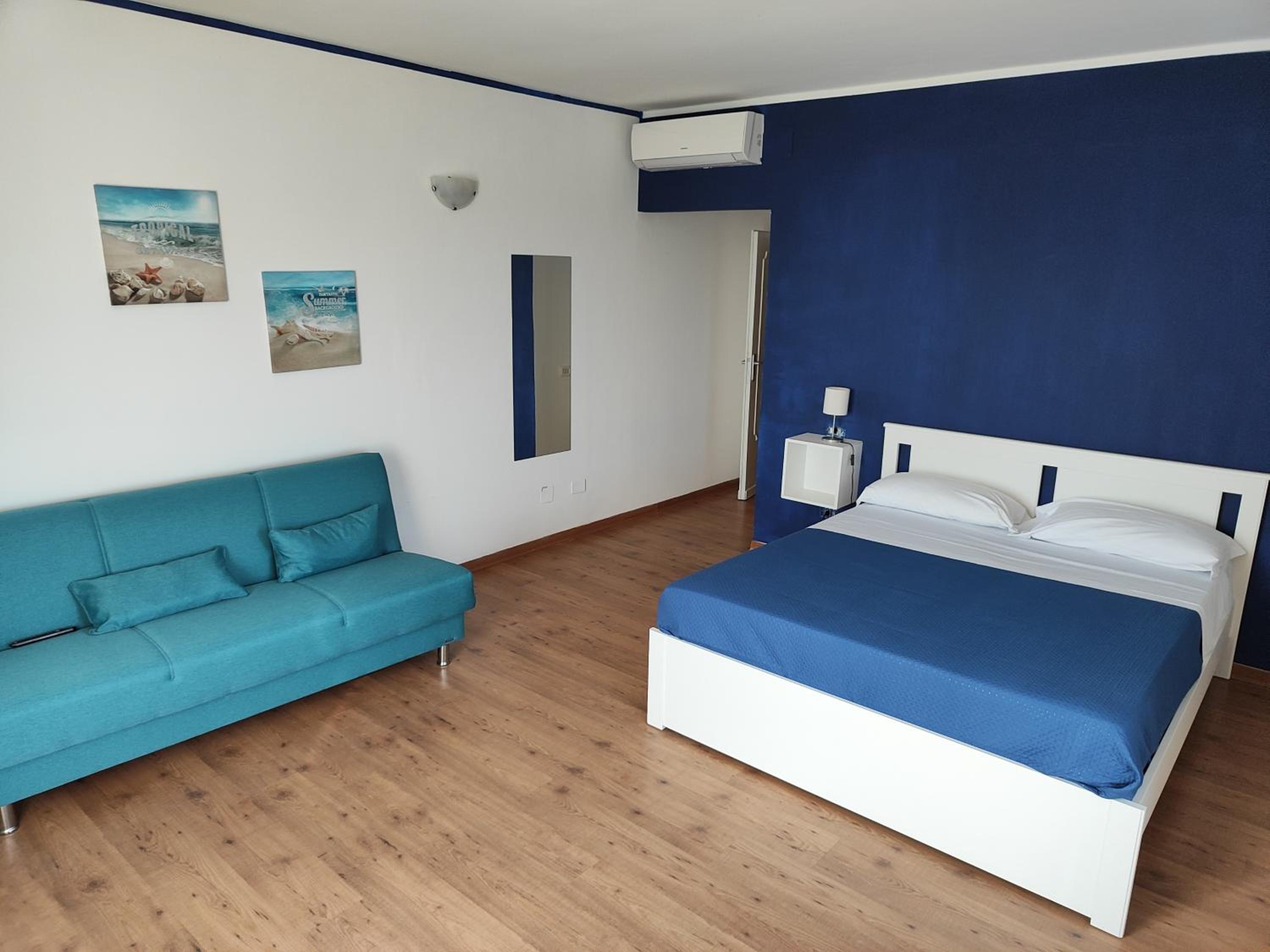 Triple Room With View