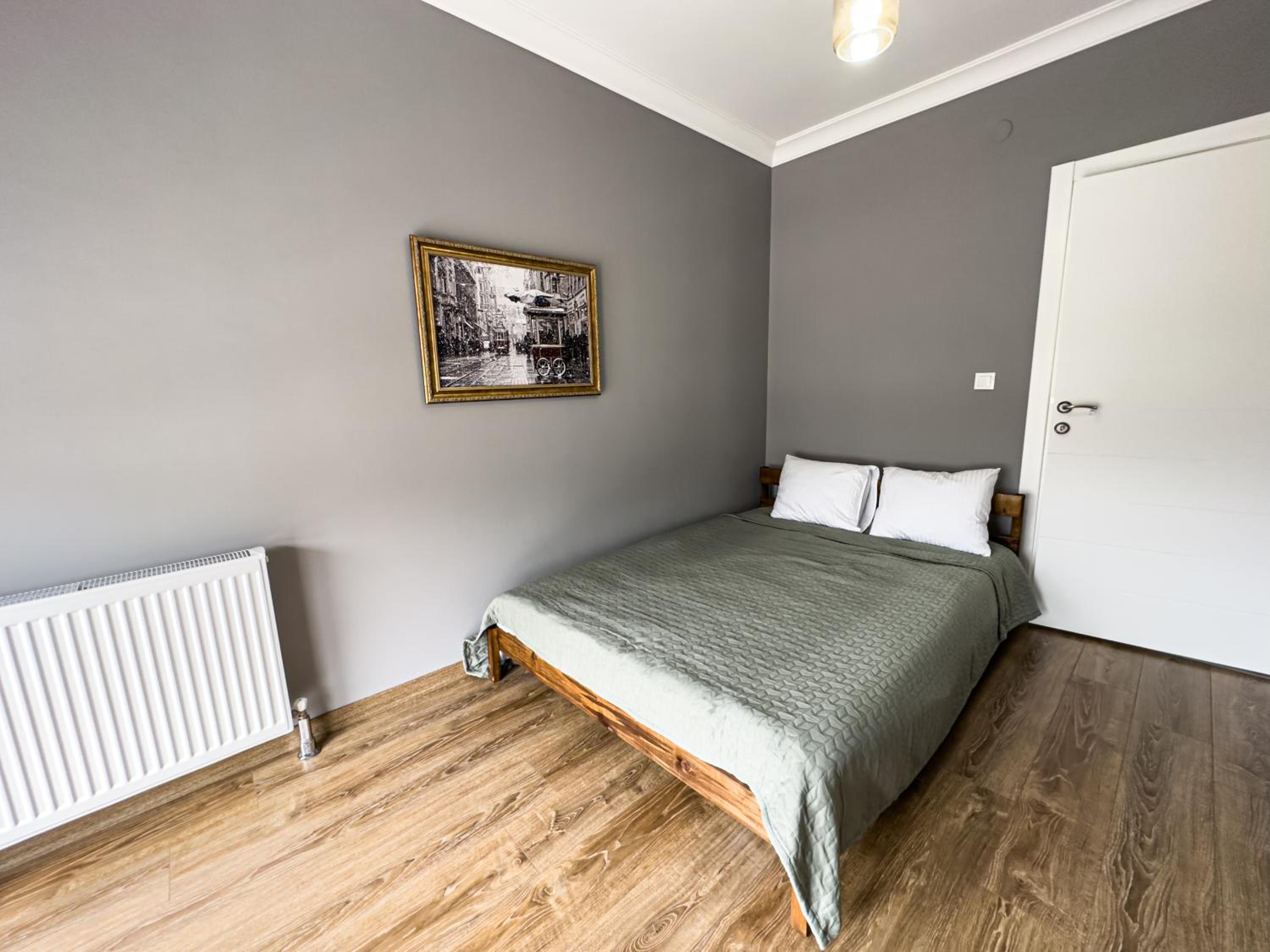 Three-Bedroom House photo 1