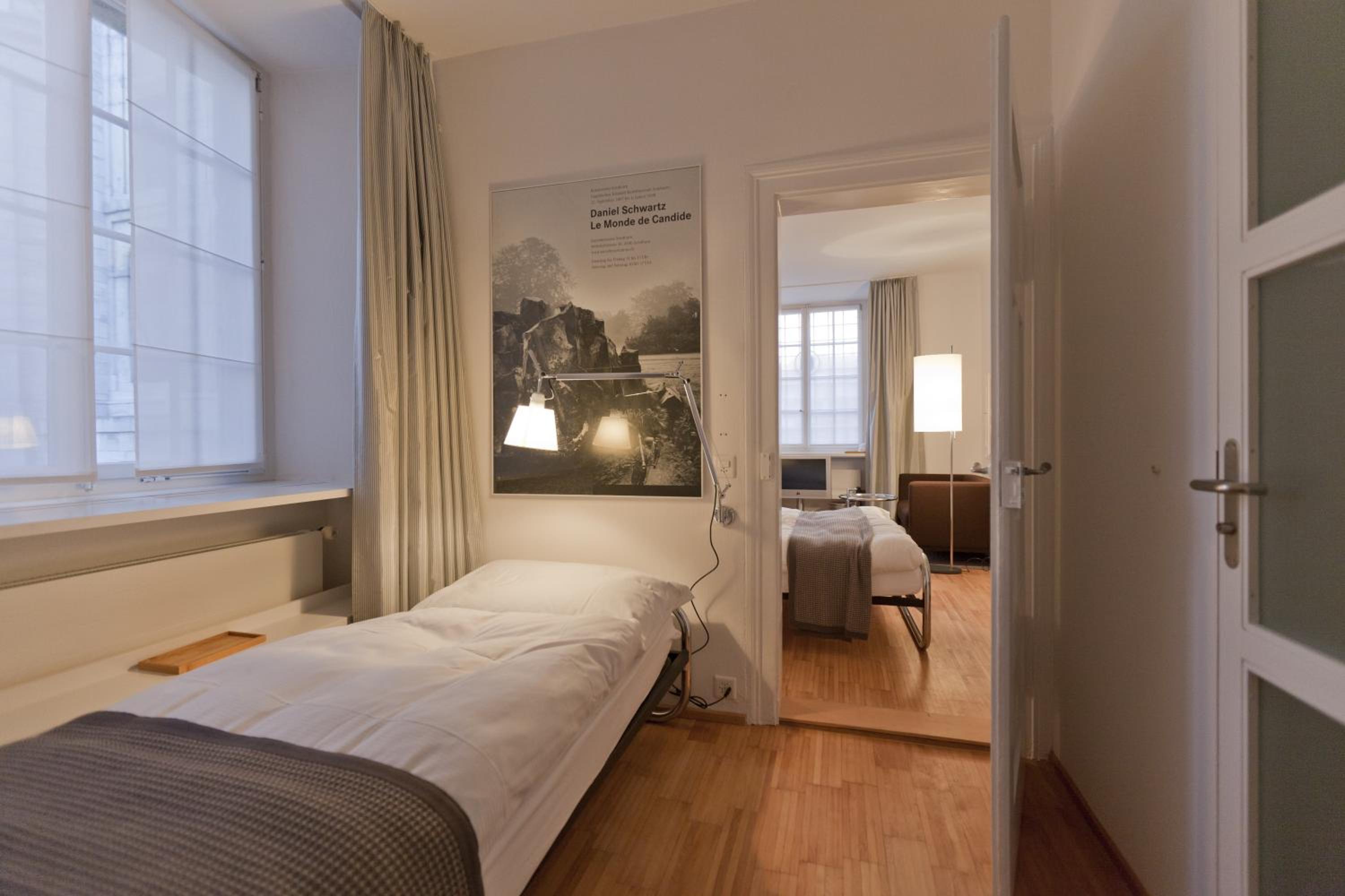Premium Design Triple Room - Photo 4