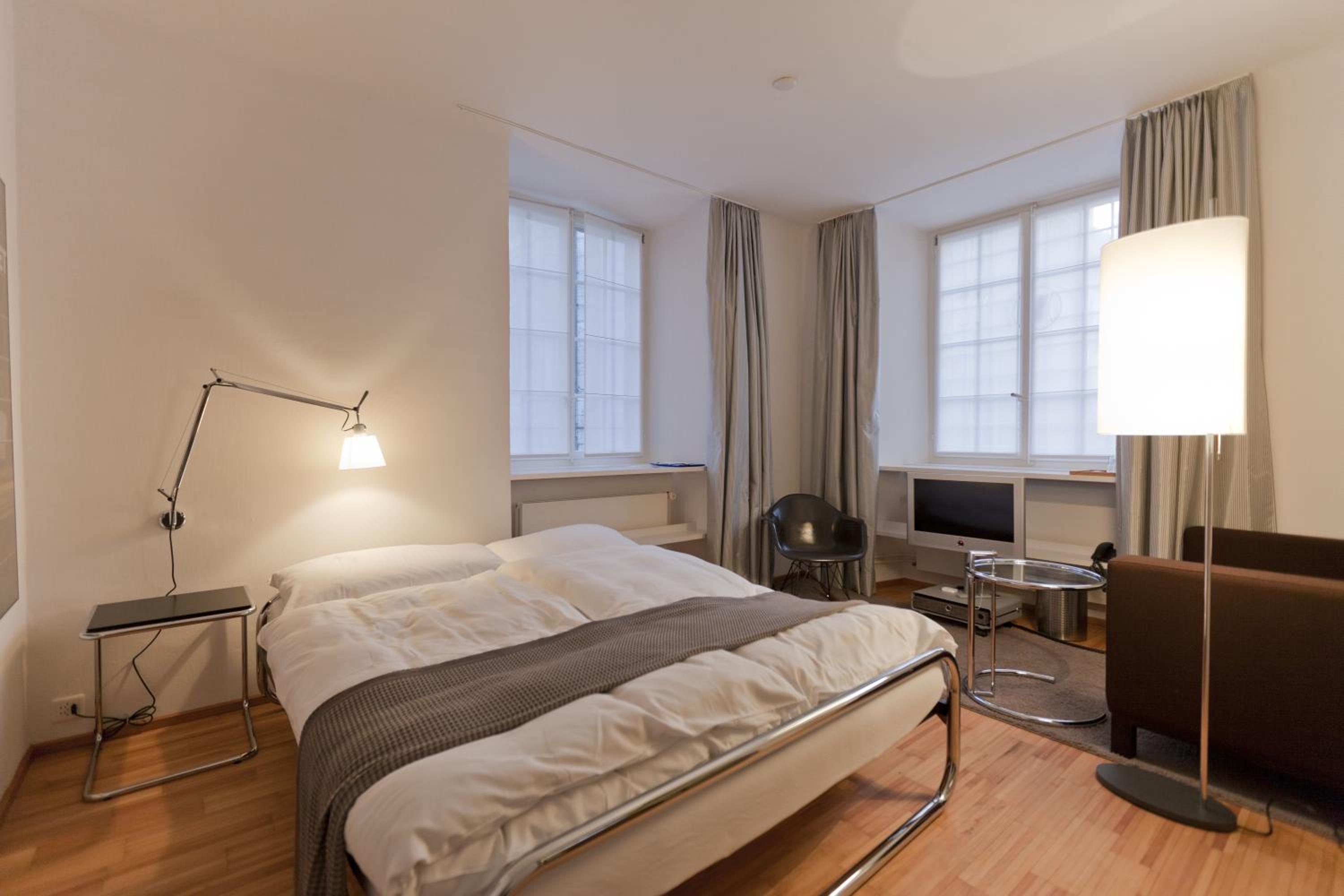 Premium Design Triple Room - Photo 6