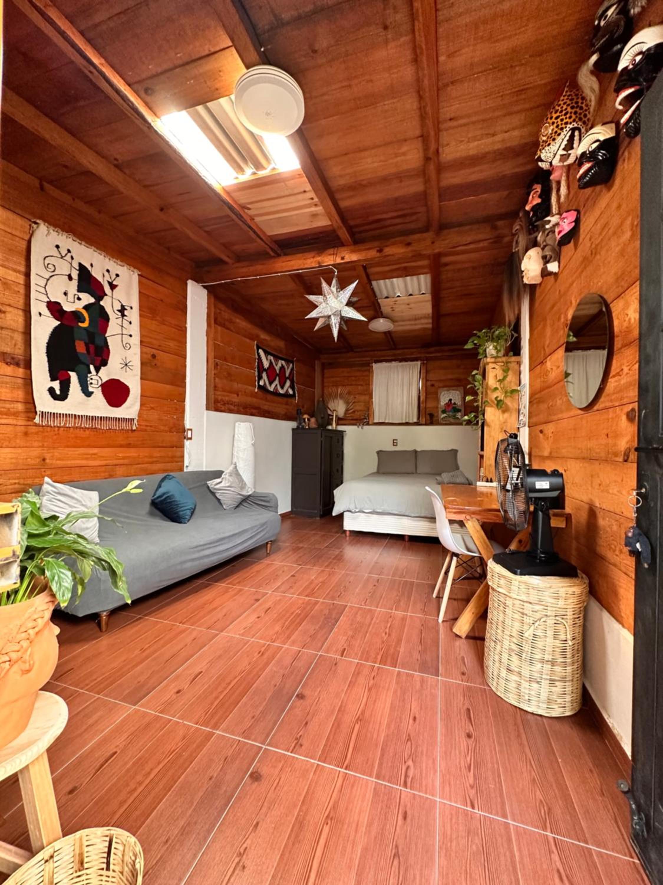 One-Bedroom Apartment - Photo 8