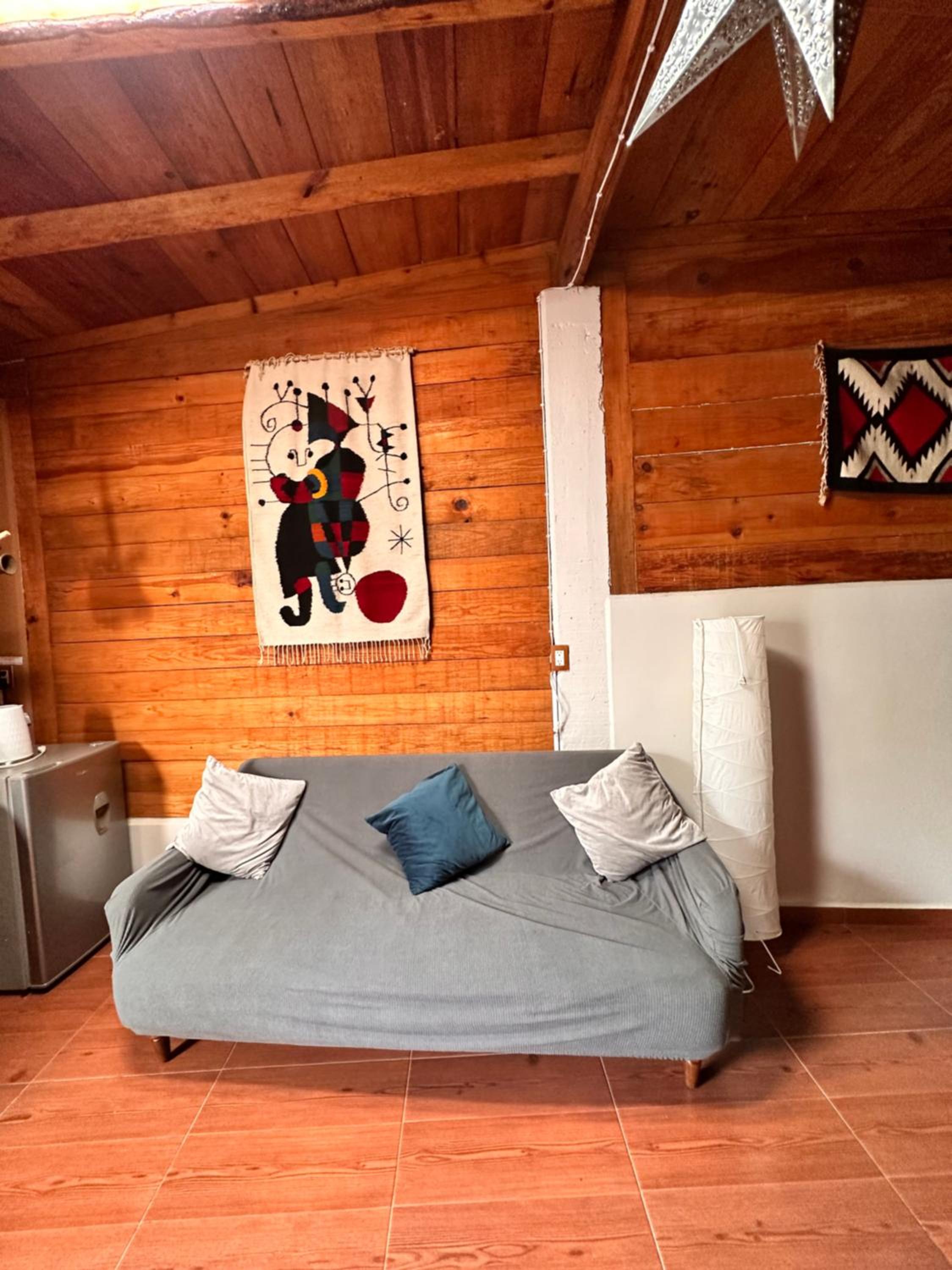 One-Bedroom Apartment - Photo 7