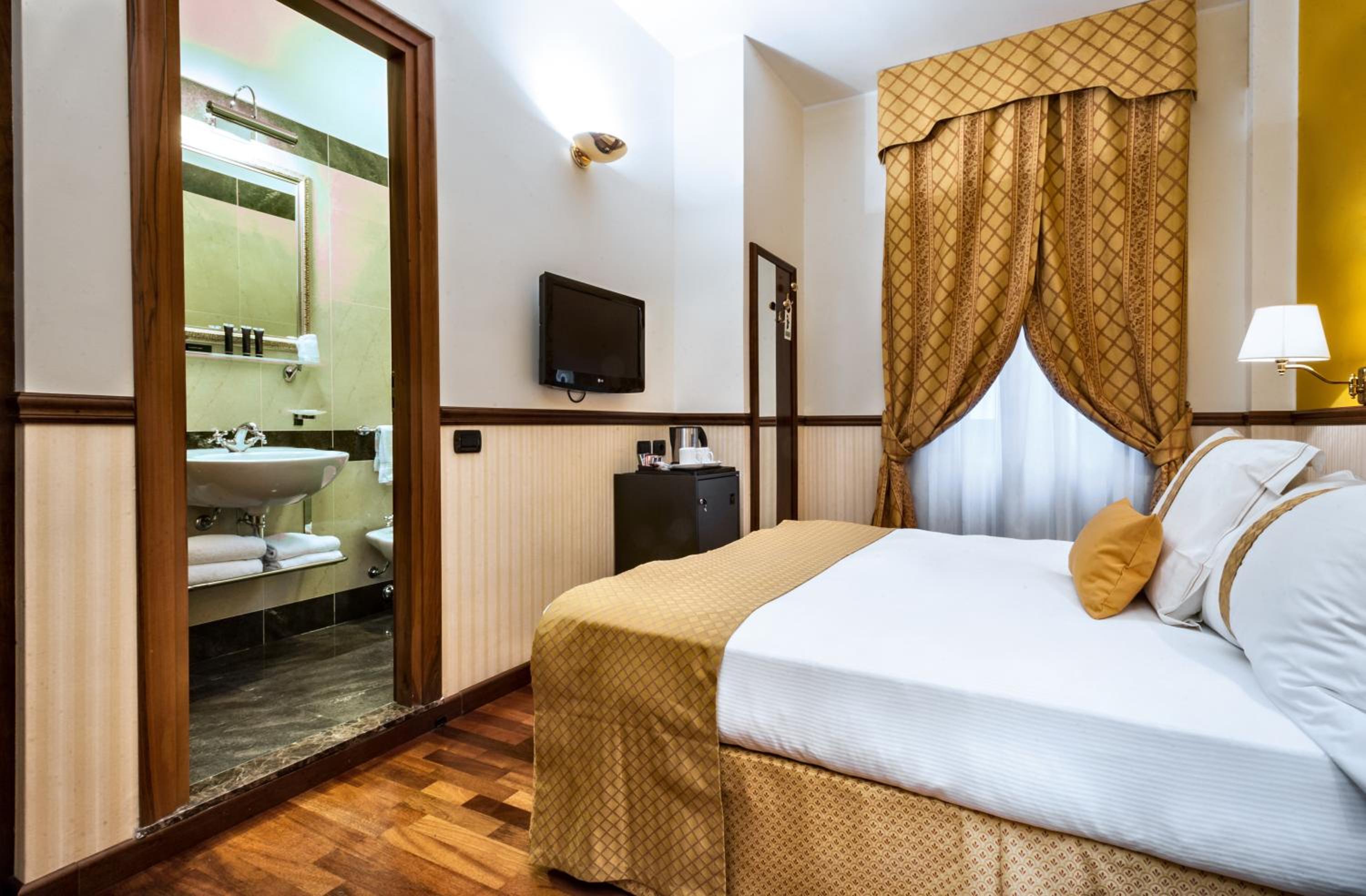 Available room