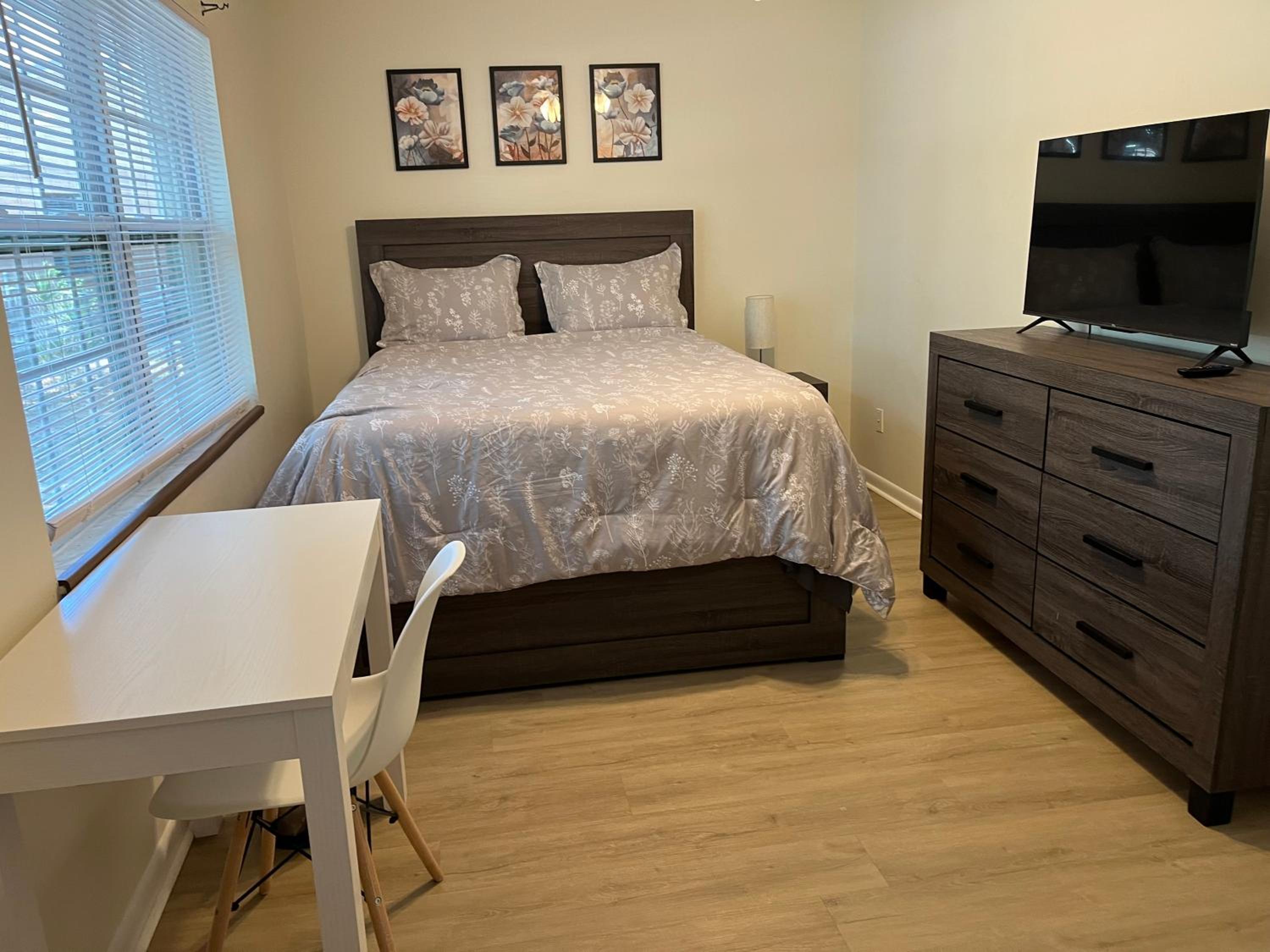 Standard Double Room with Shared Bathroom photo 1