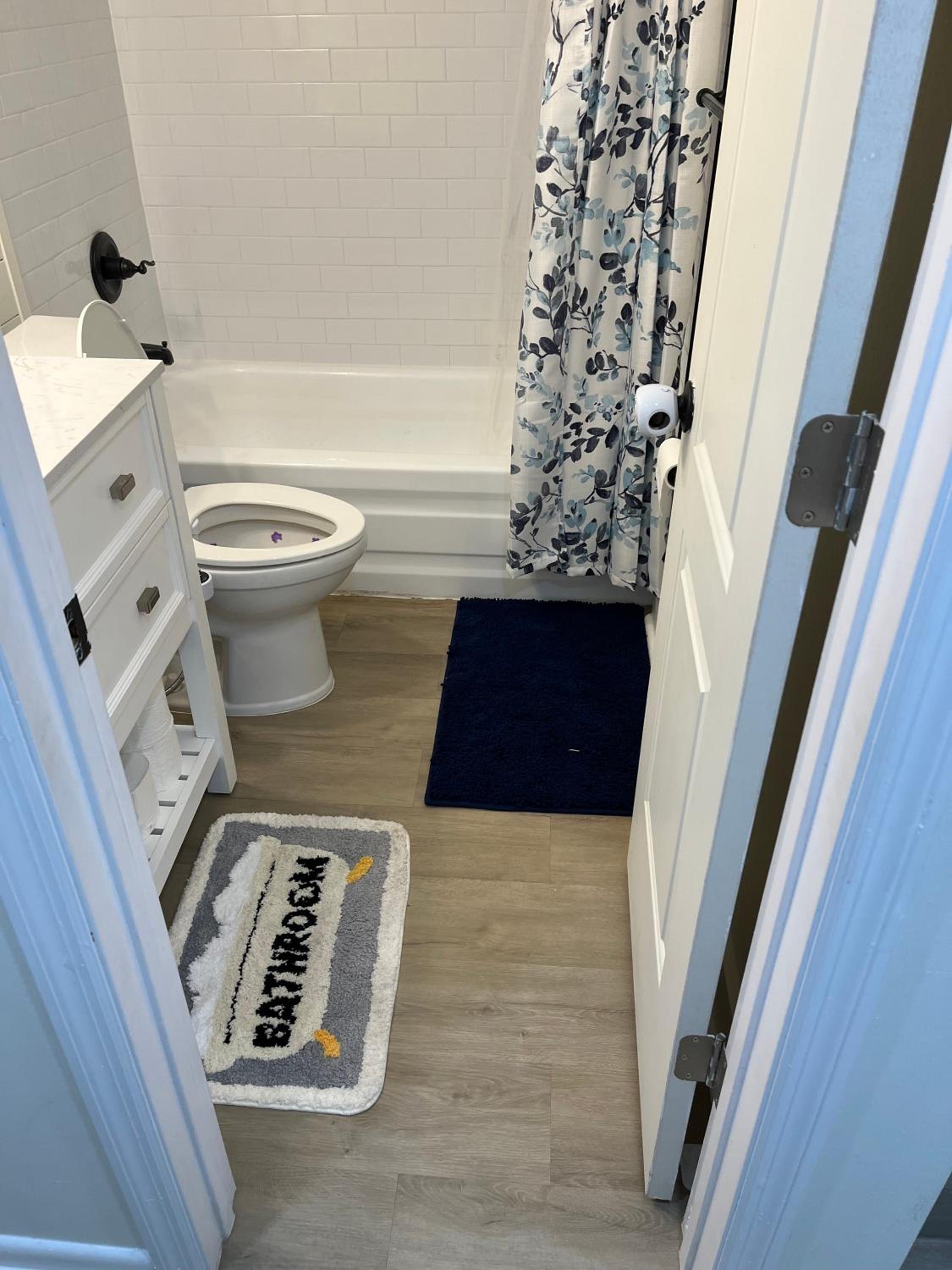 Standard Double Room with Shared Bathroom photo 3