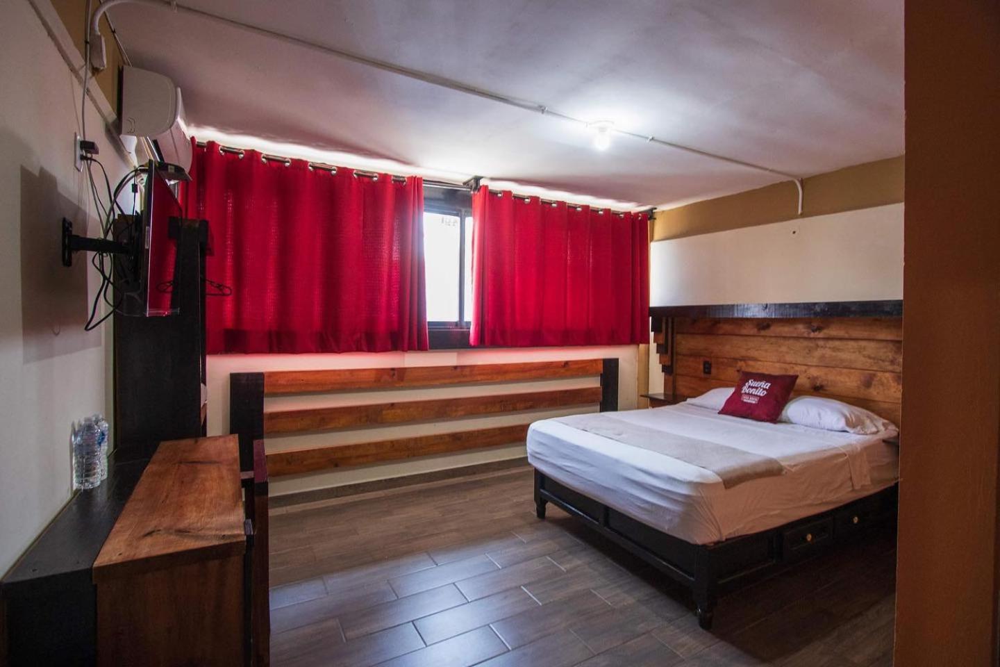 Double Room - Photo 13